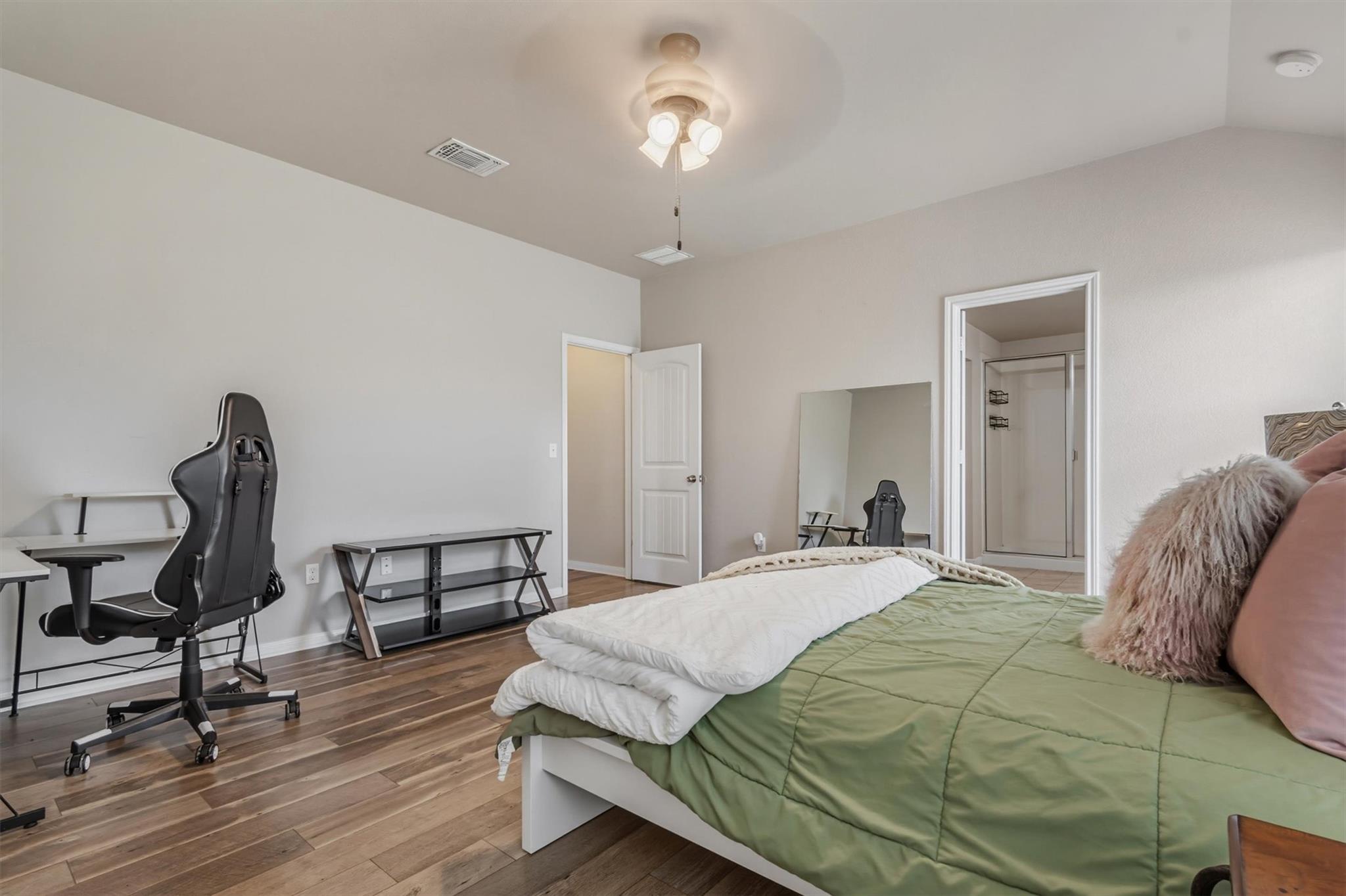 176 Dusky Thrush DR