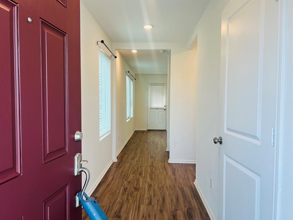 176 Andross LN