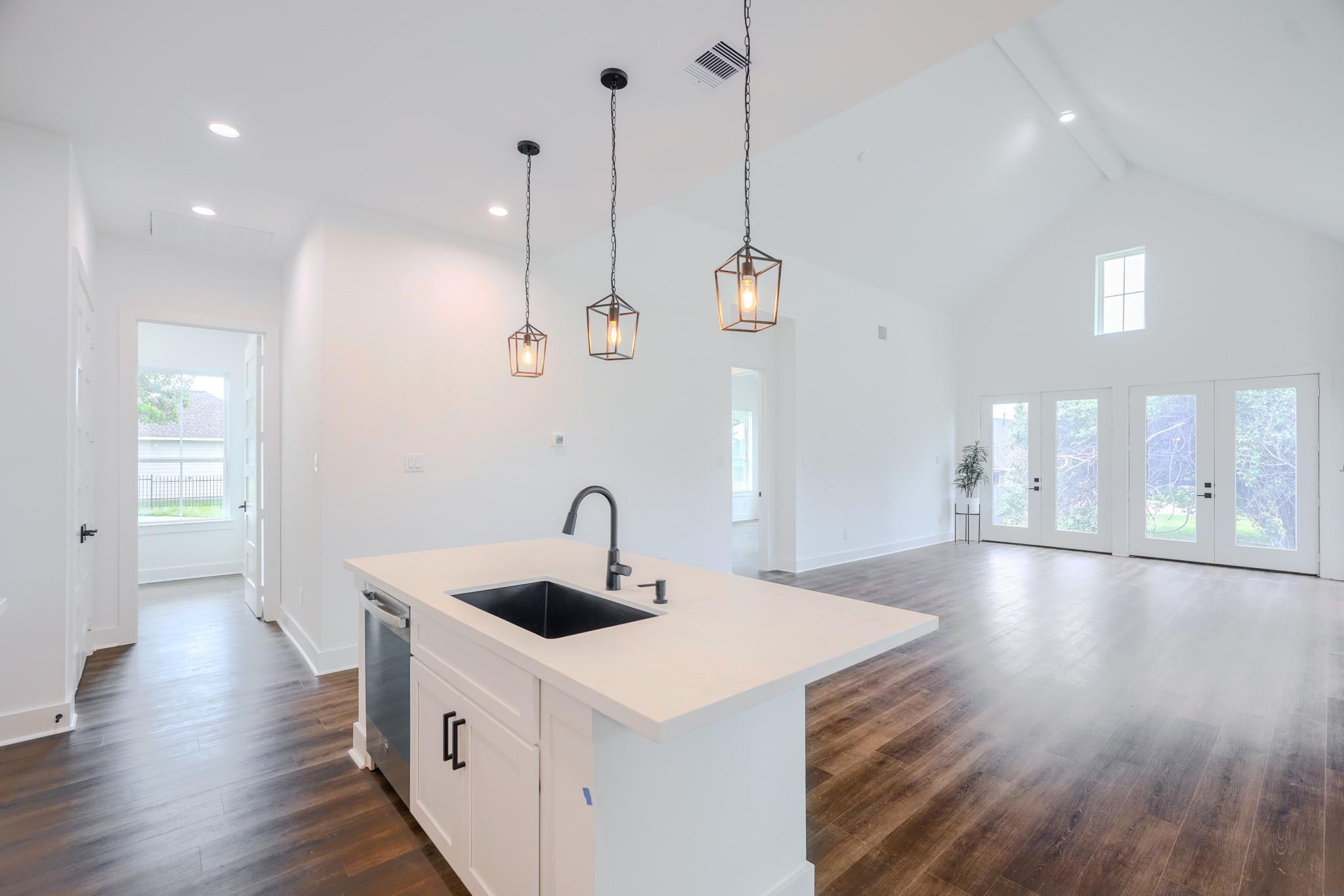 32 Englewood Court