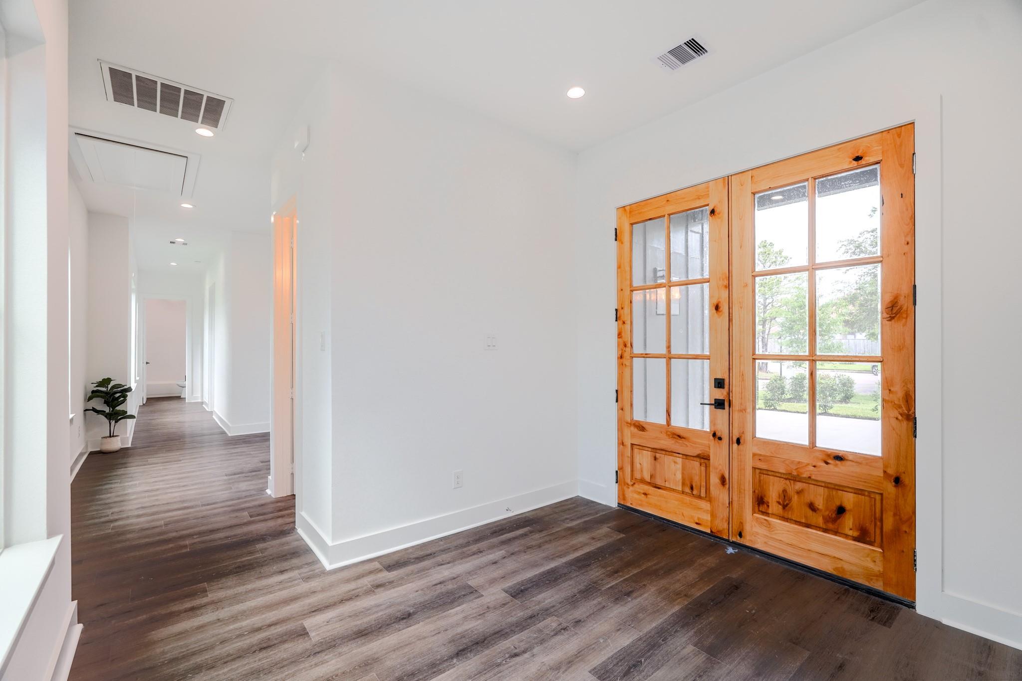 32 Englewood Court