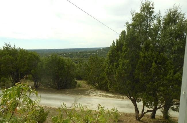 400 Eagles Nest DR