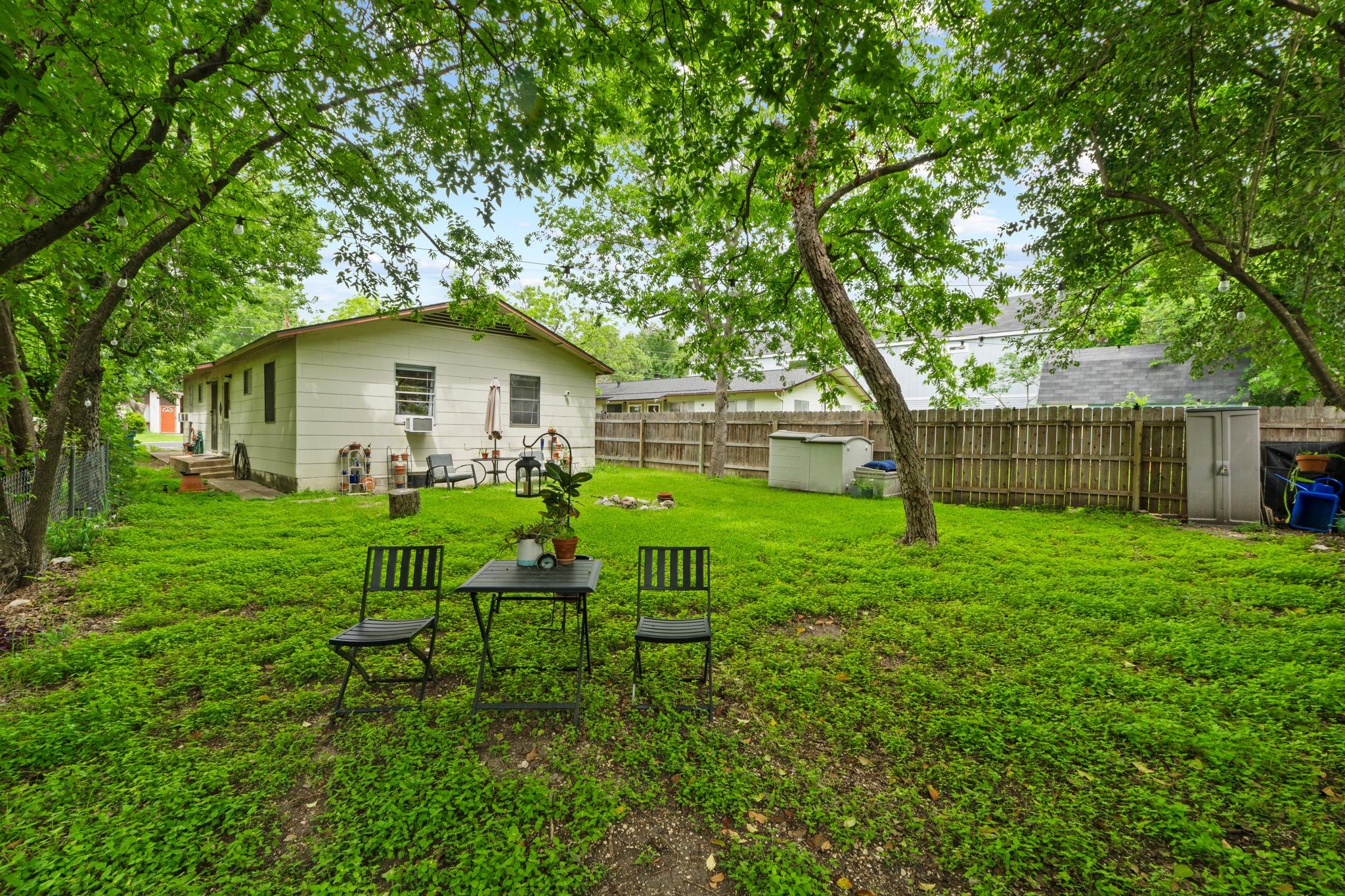 1013 Romeria DR