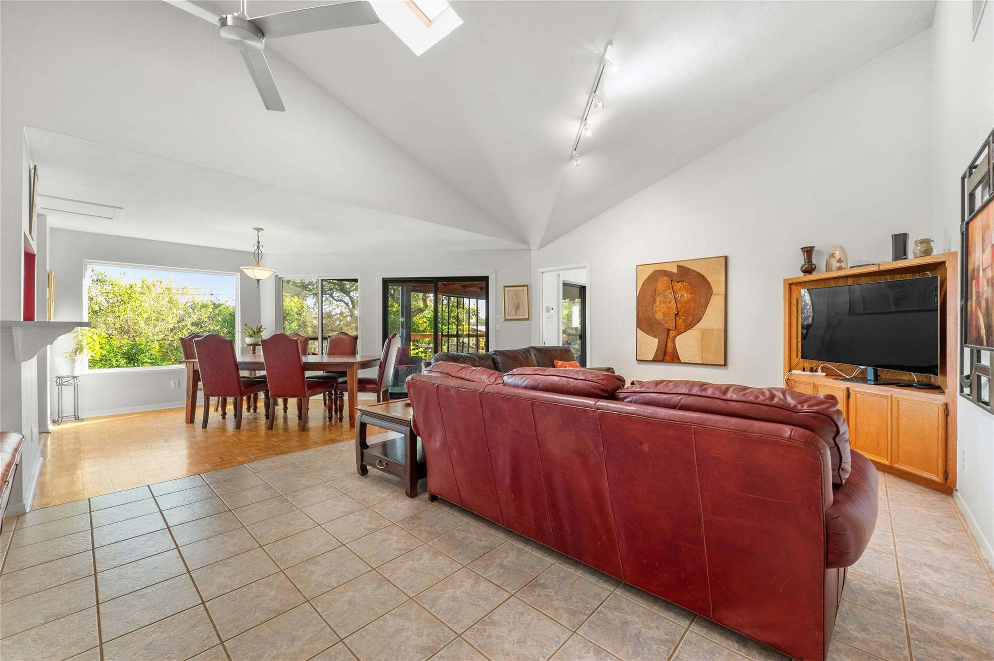 5511 Arroyo RD