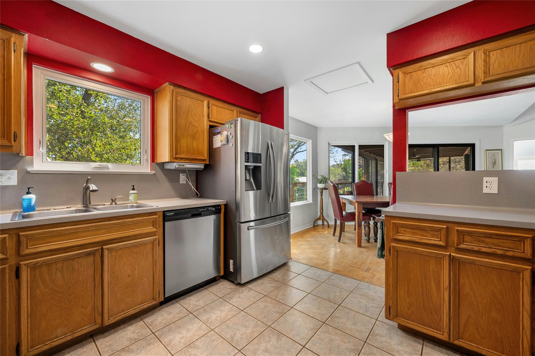 5511 Arroyo RD