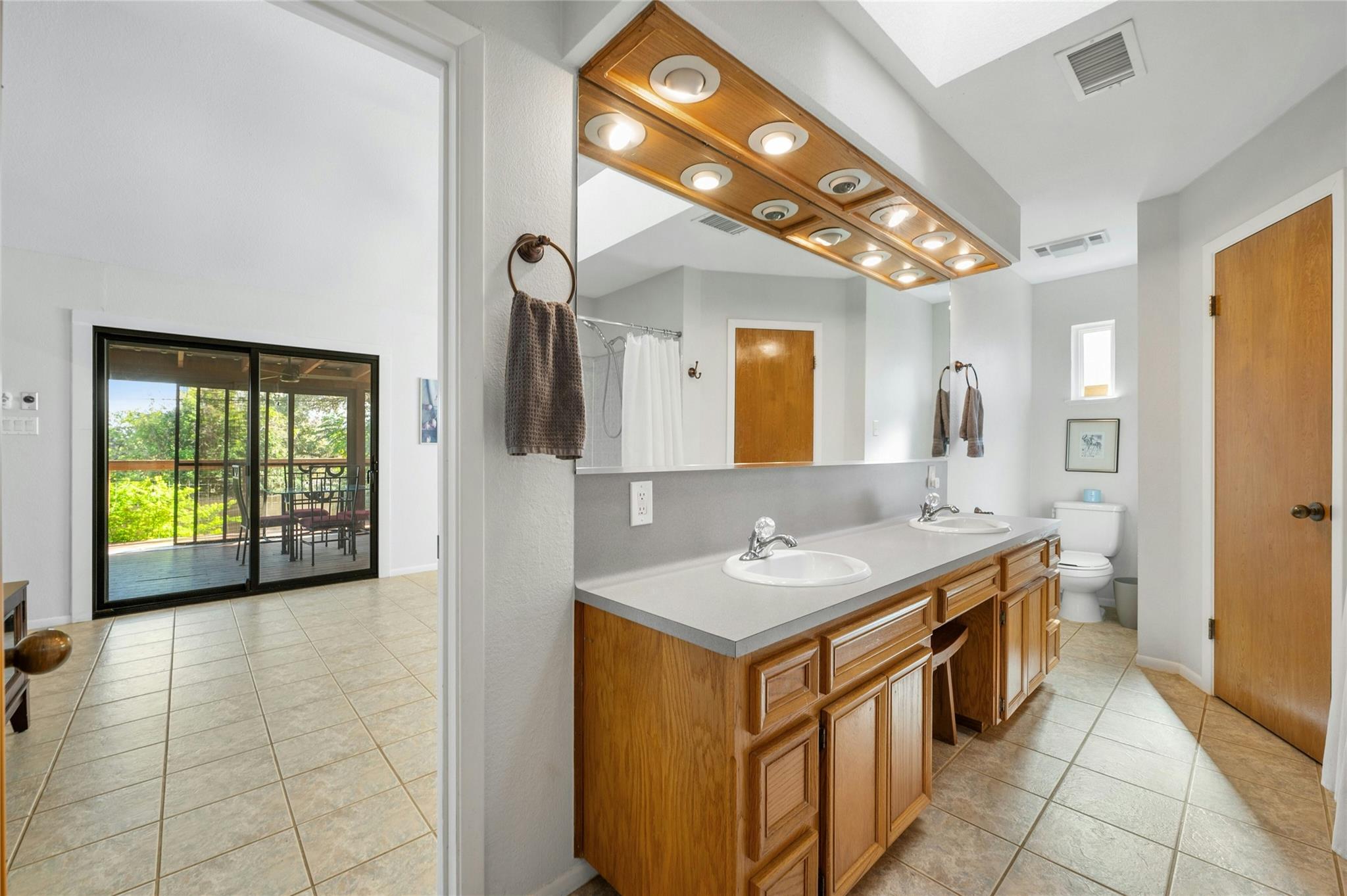 5511 Arroyo RD