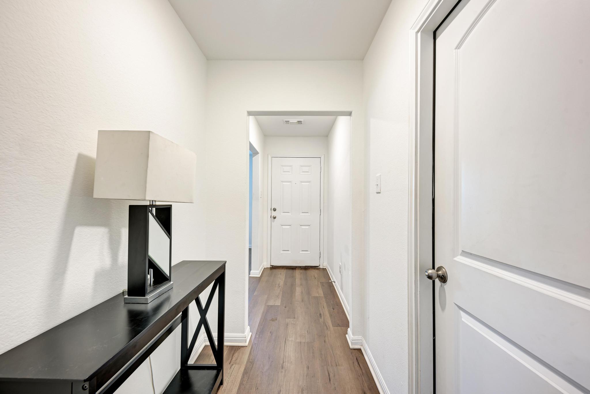 132 Maywood LN