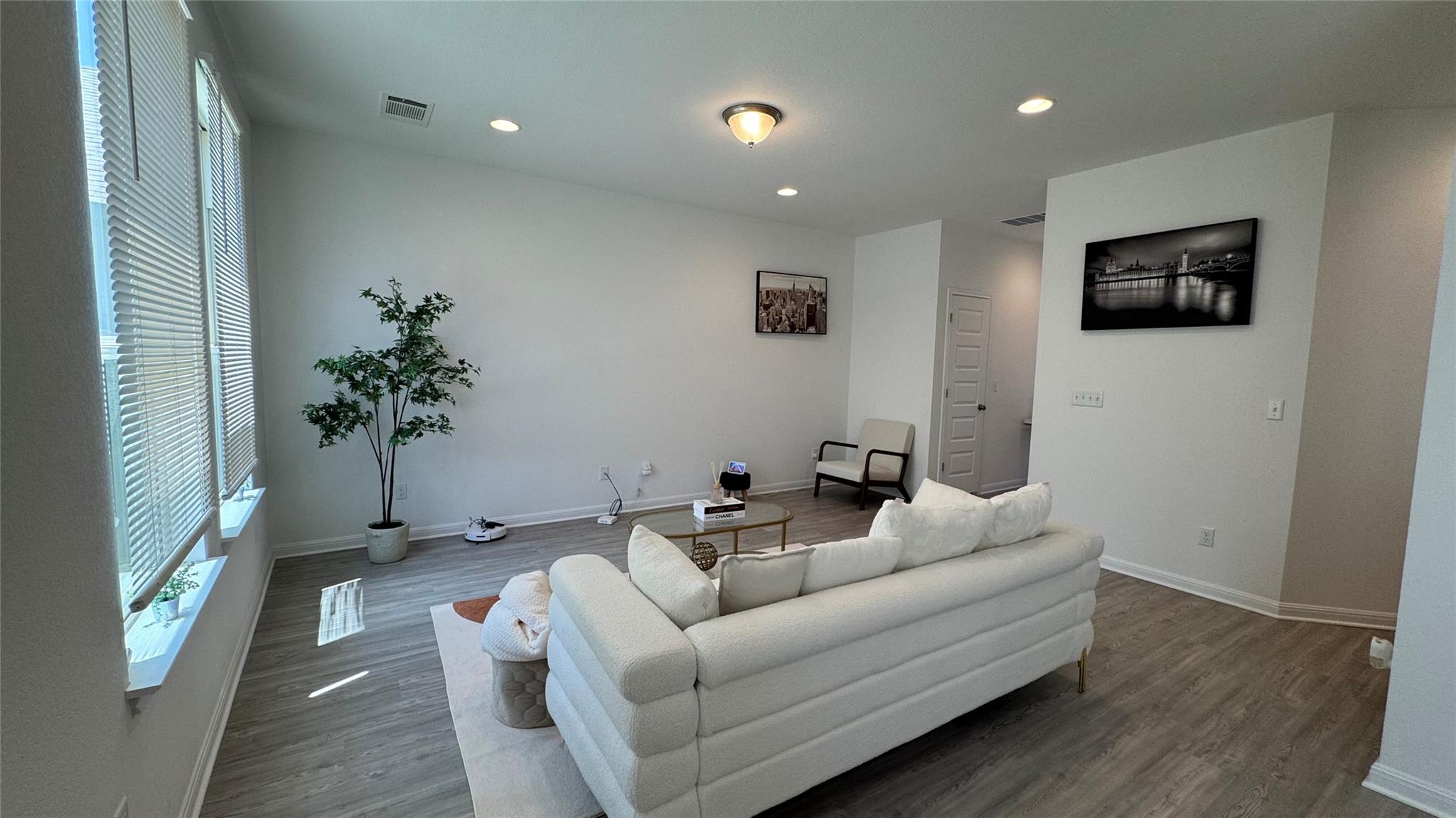 6915 Tiznow LN