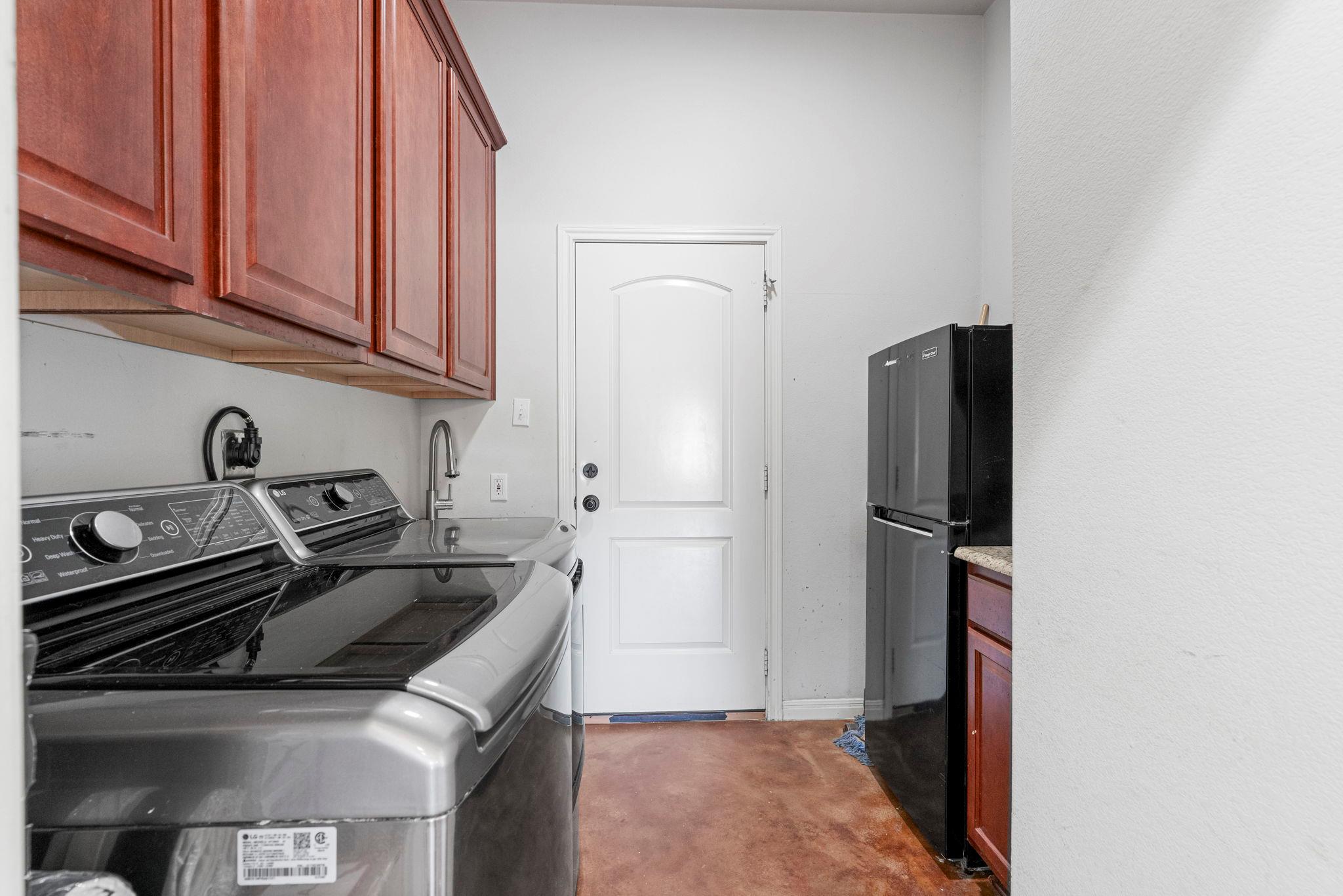 463 Beauchamp RD