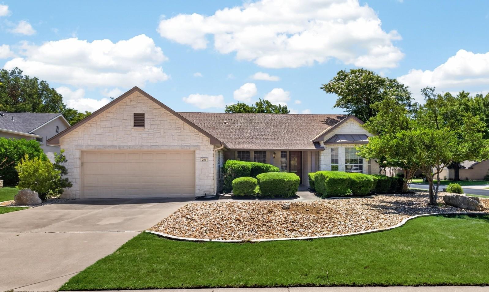 201 Whispering Wind DR