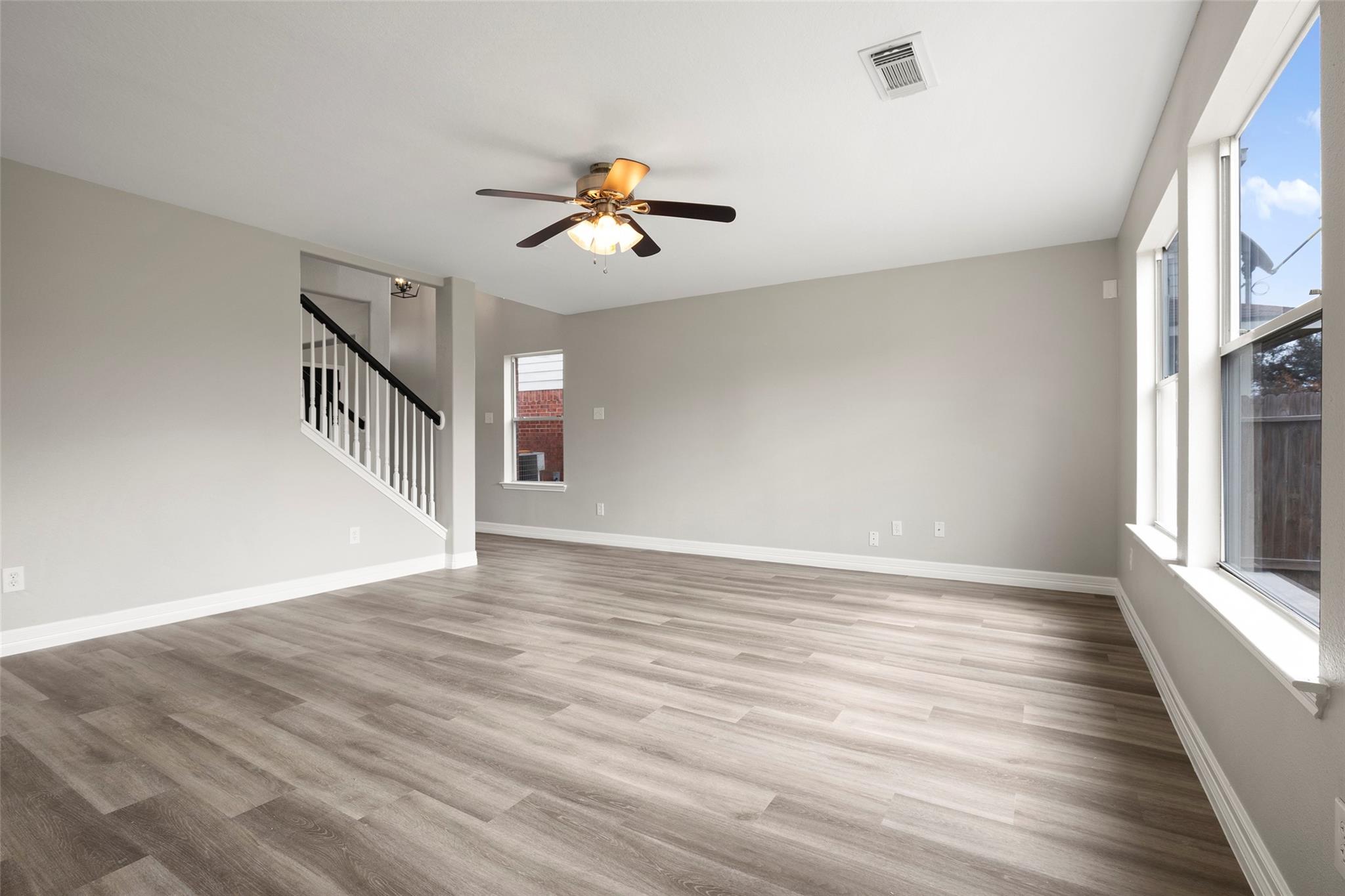 2406 Pinpoint Drive