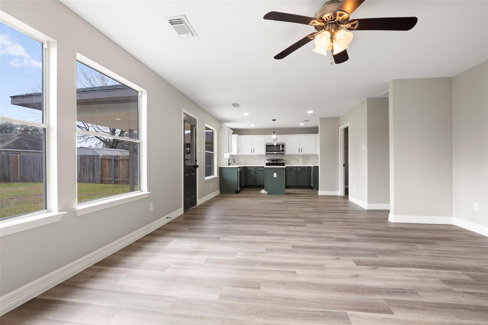 2406 Pinpoint Drive