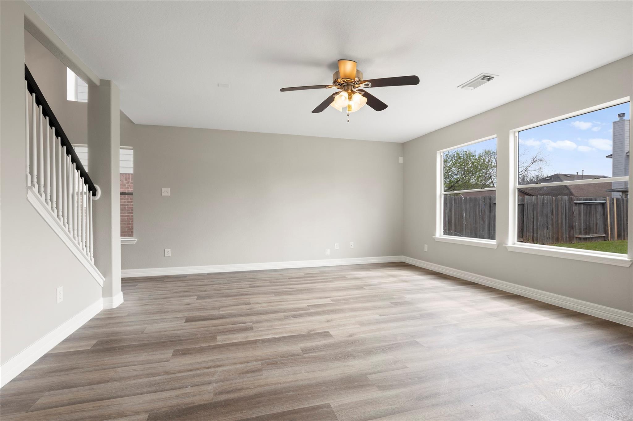 2406 Pinpoint Drive