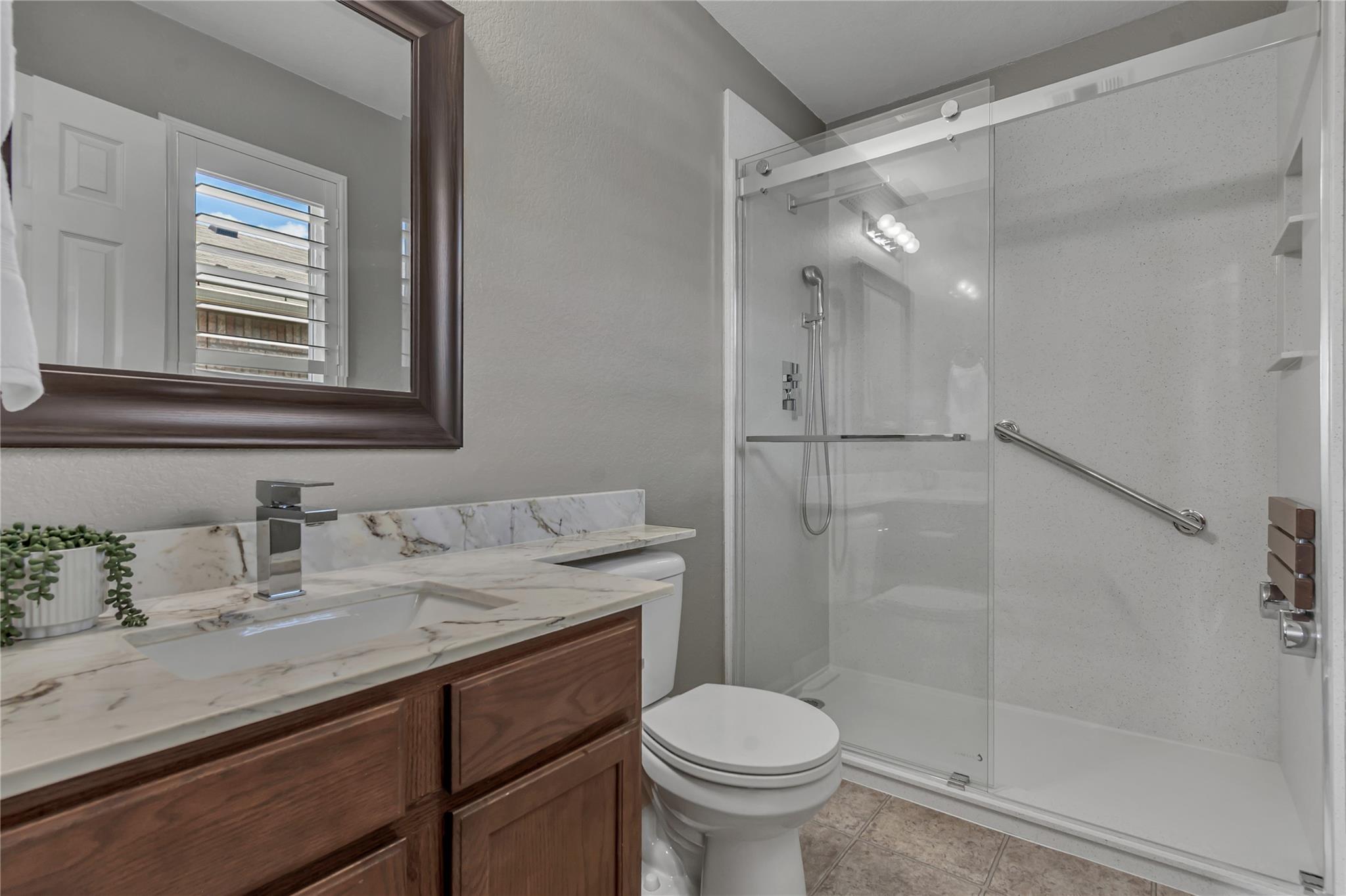 112 Willow Leaf LN