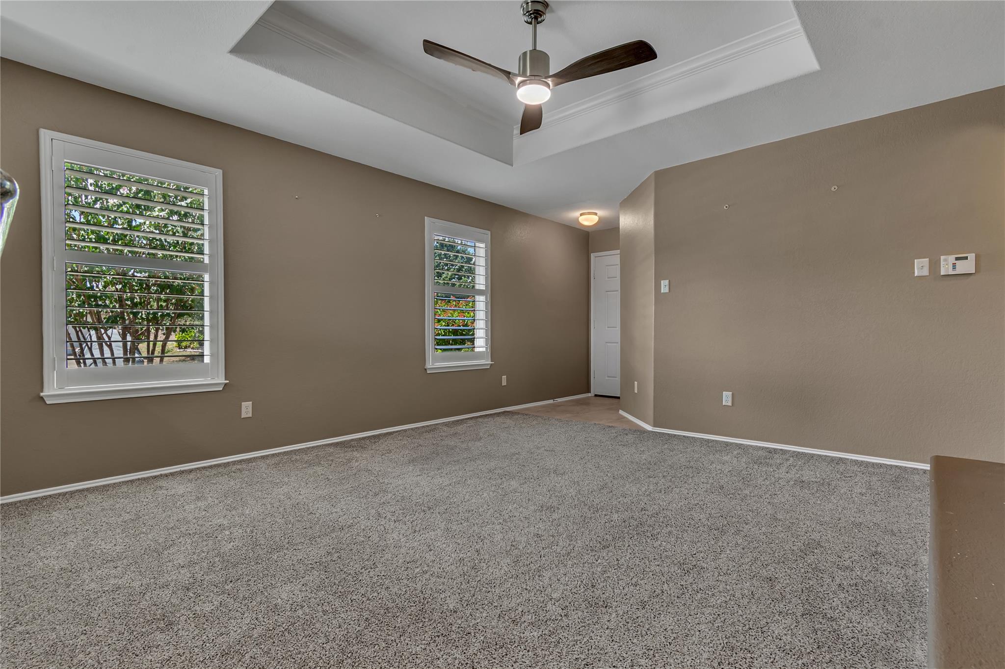 112 Willow Leaf LN