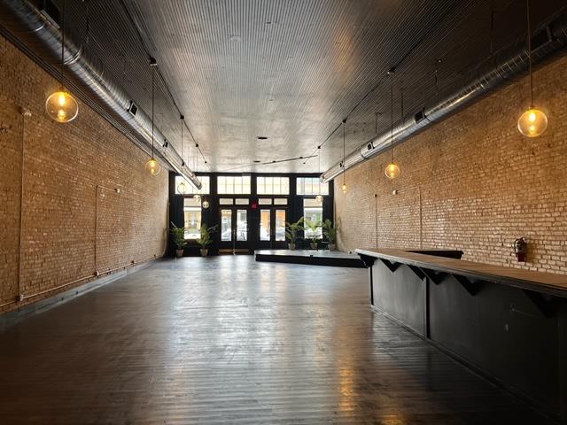115 W 2nd ST