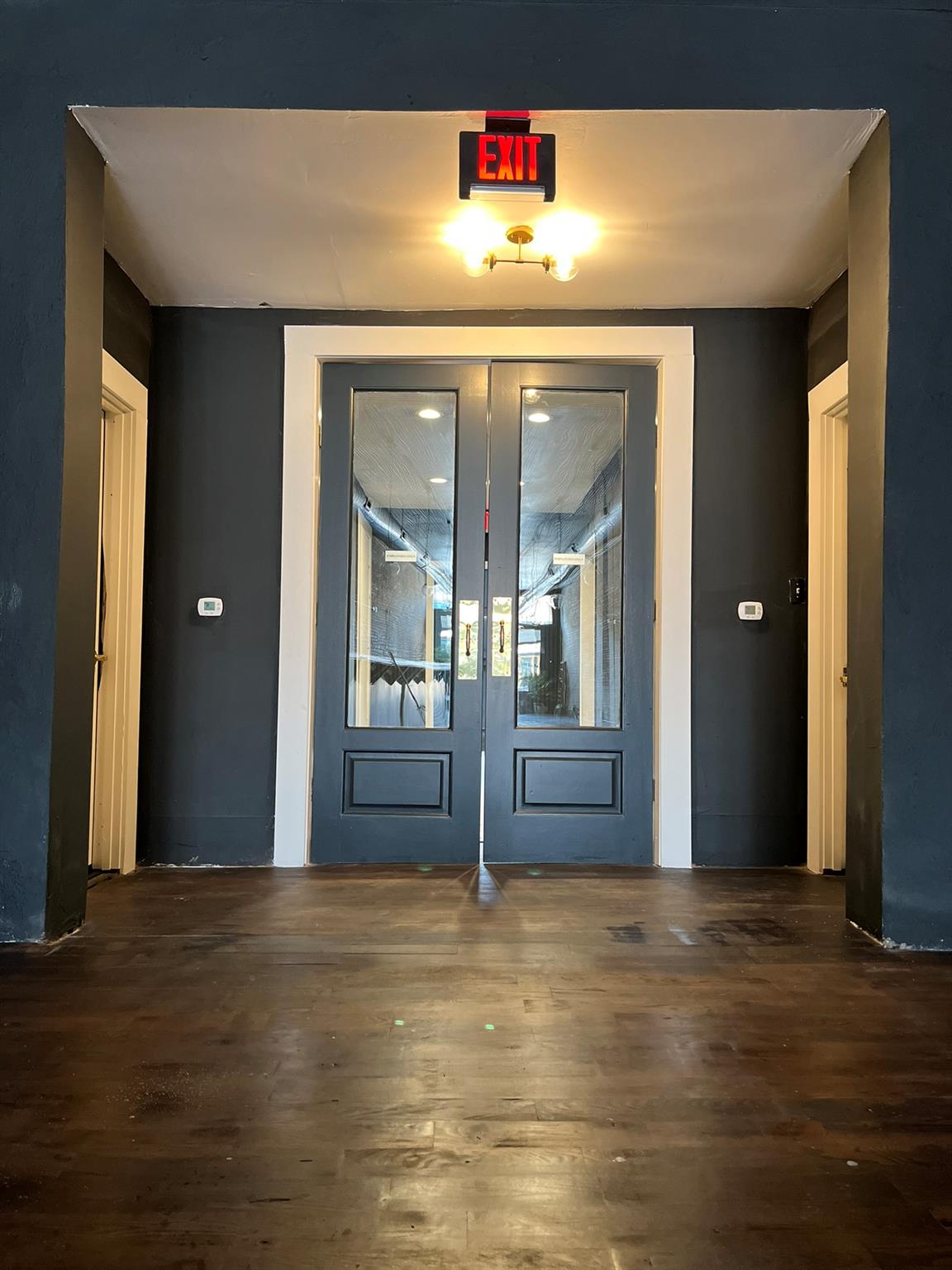115 W 2nd ST