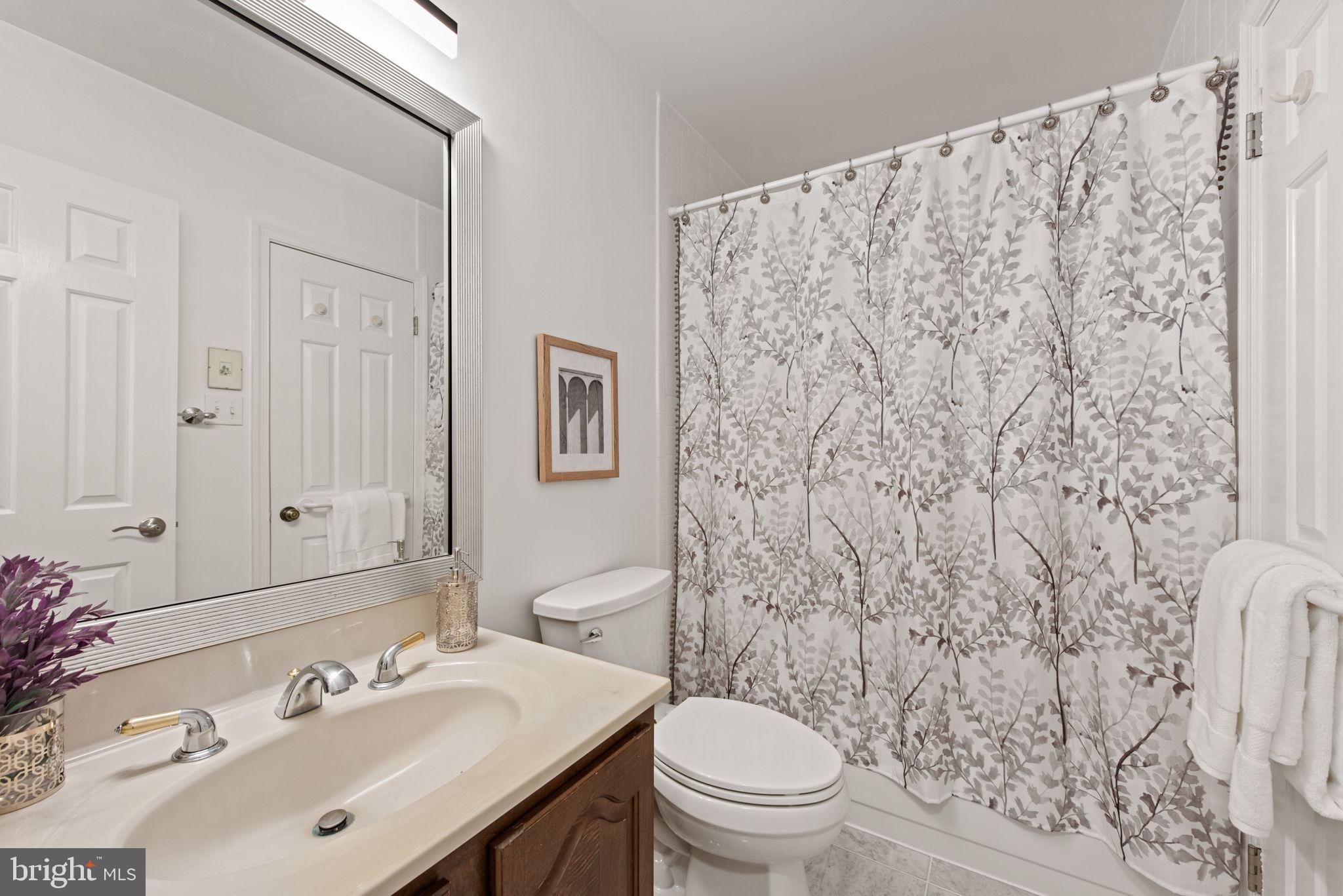 2138 California STREET NW Unit: 104