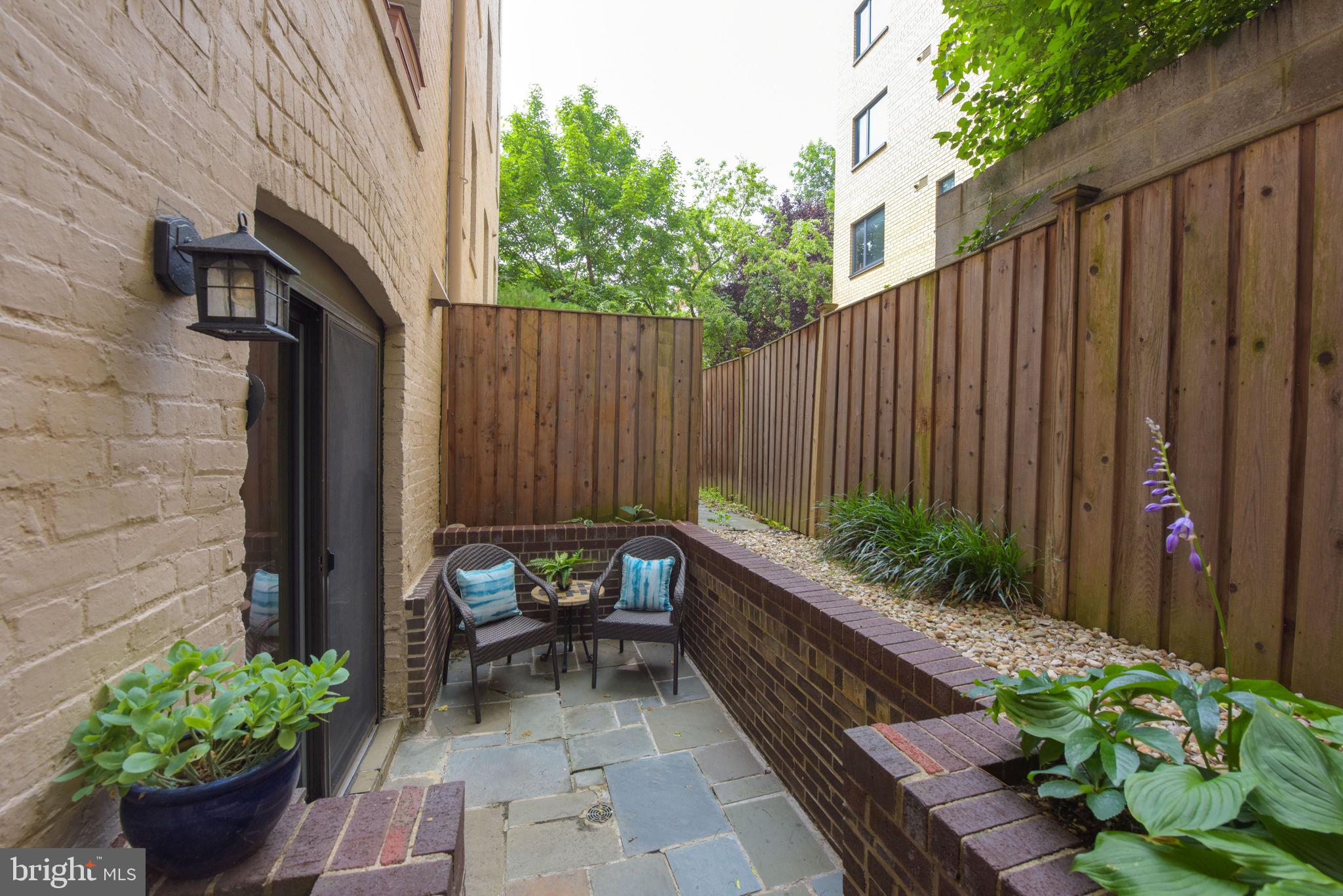 2138 California STREET NW Unit: 104