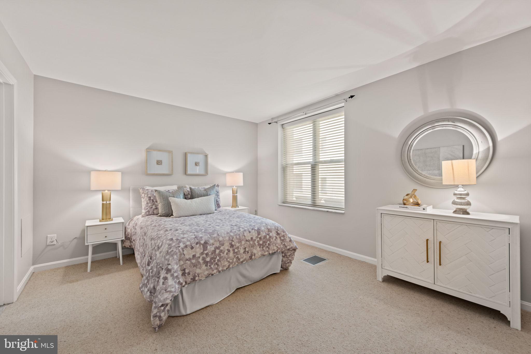 2138 California STREET NW Unit: 104