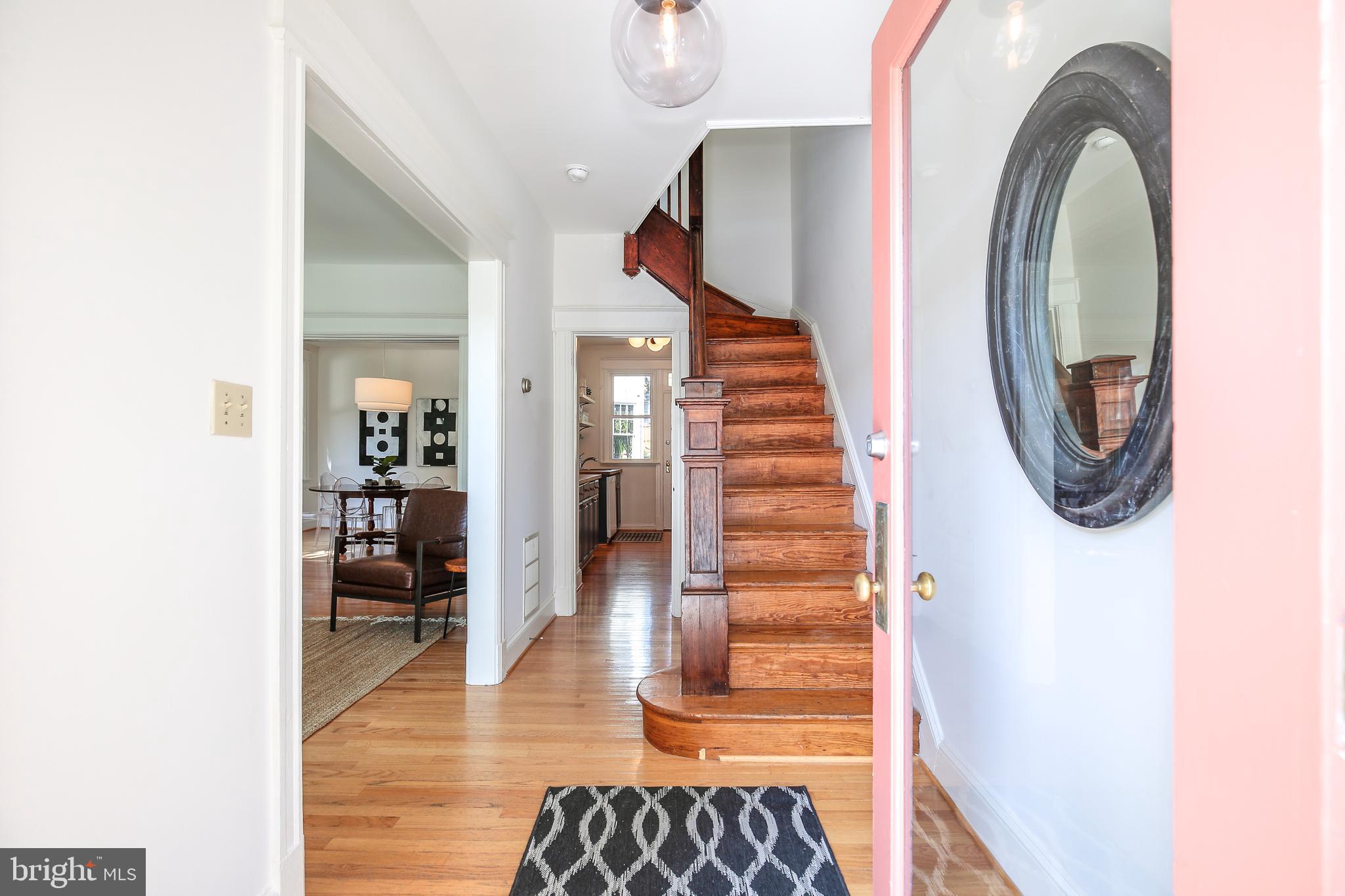 300 TENNESSEE AVENUE NE