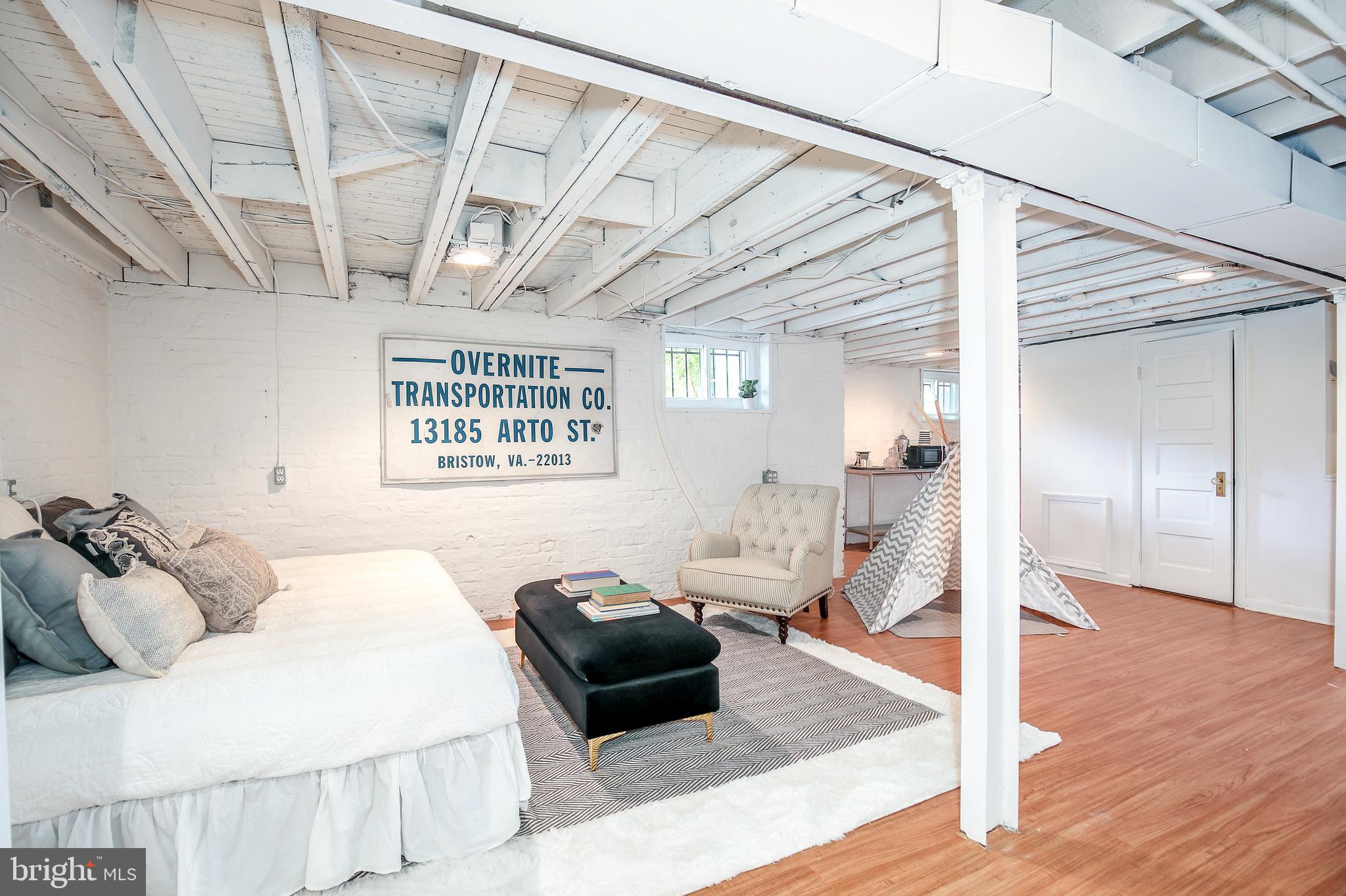 300 TENNESSEE AVENUE NE