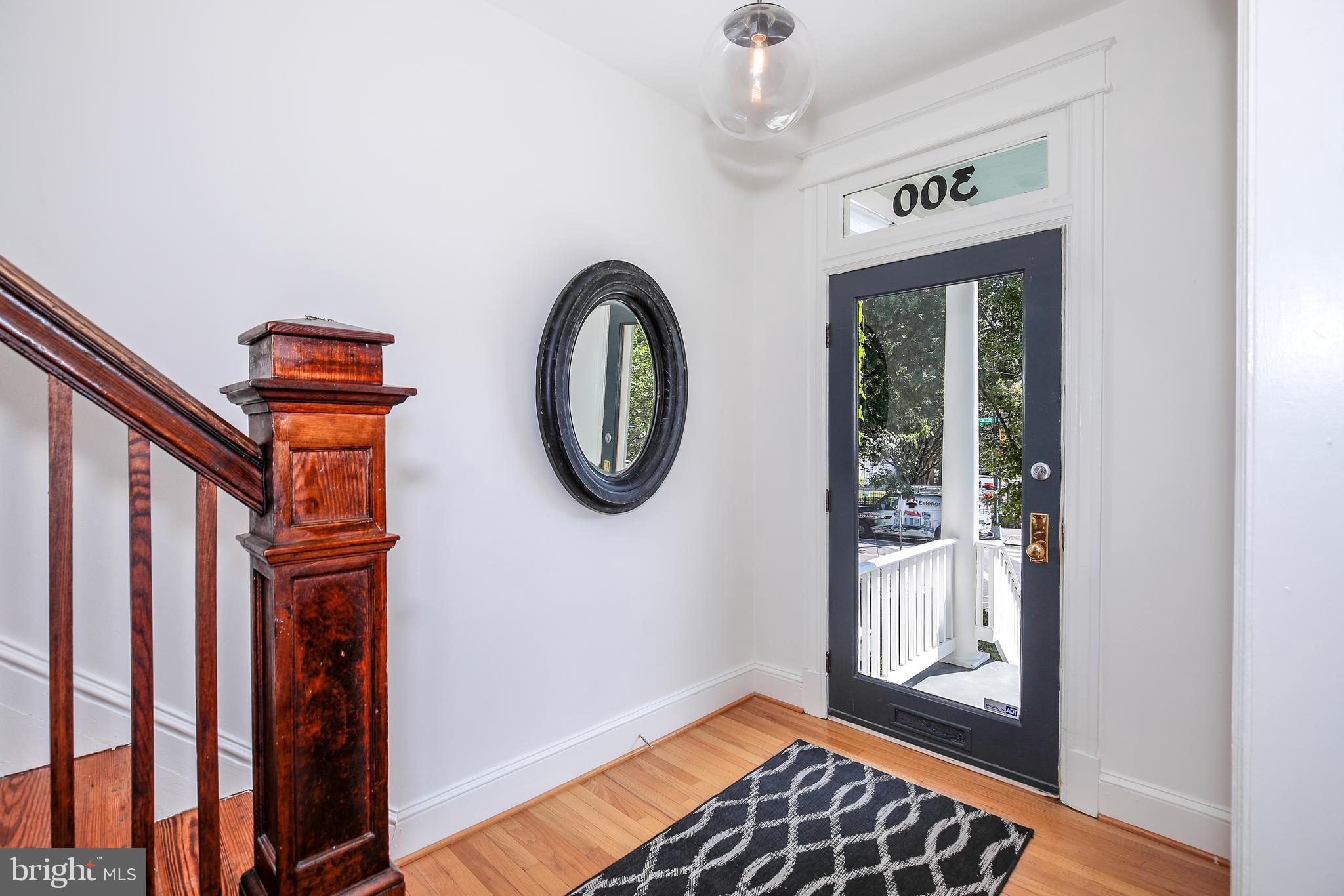 300 TENNESSEE AVENUE NE