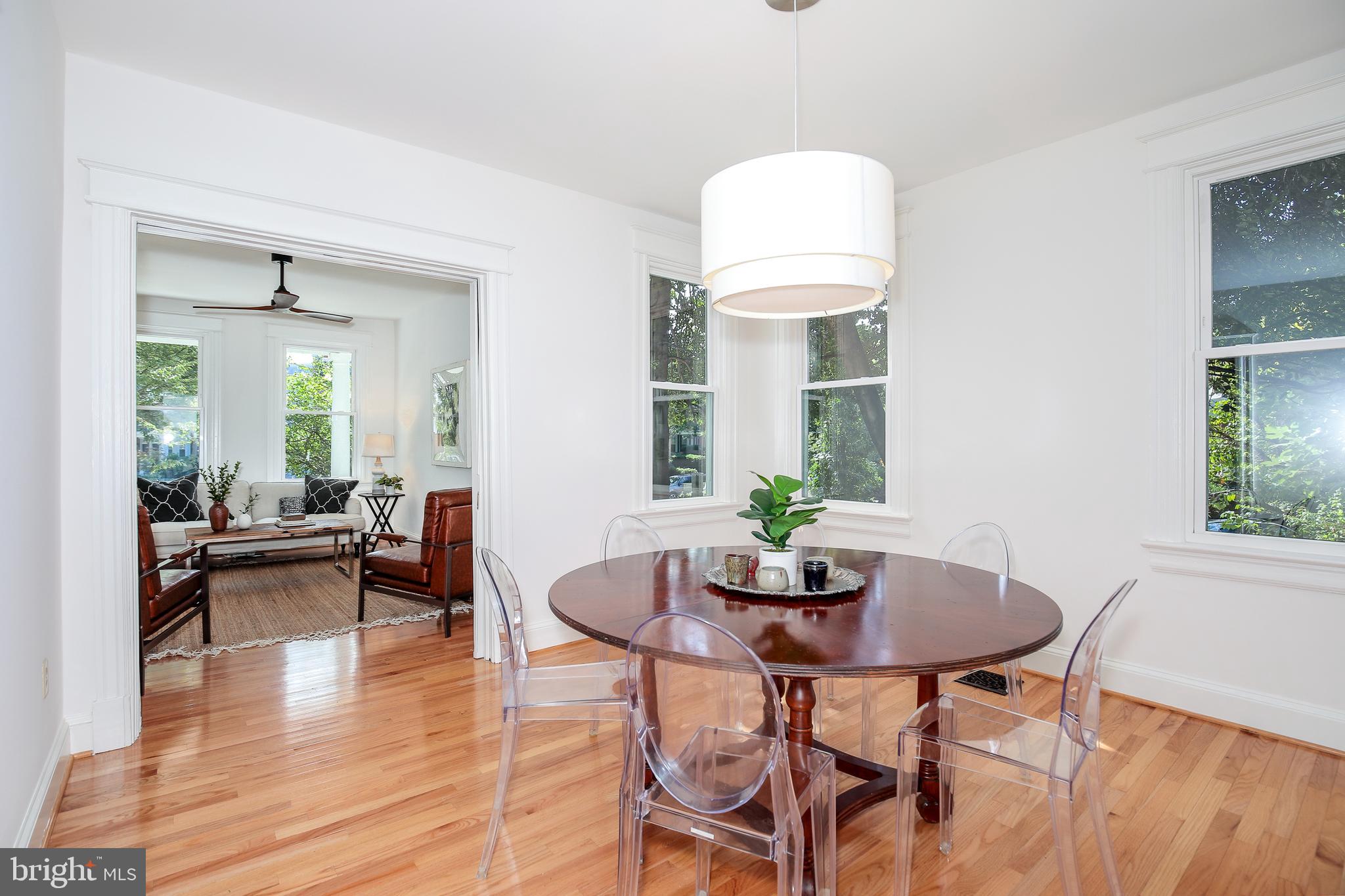 300 TENNESSEE AVENUE NE