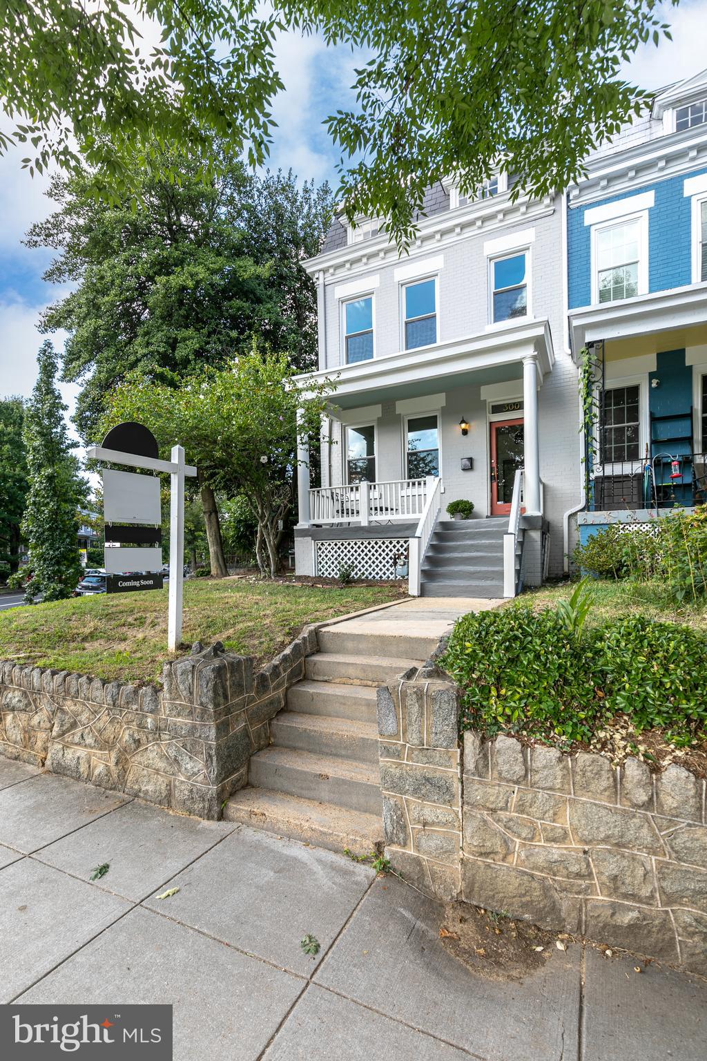 300 TENNESSEE AVENUE NE