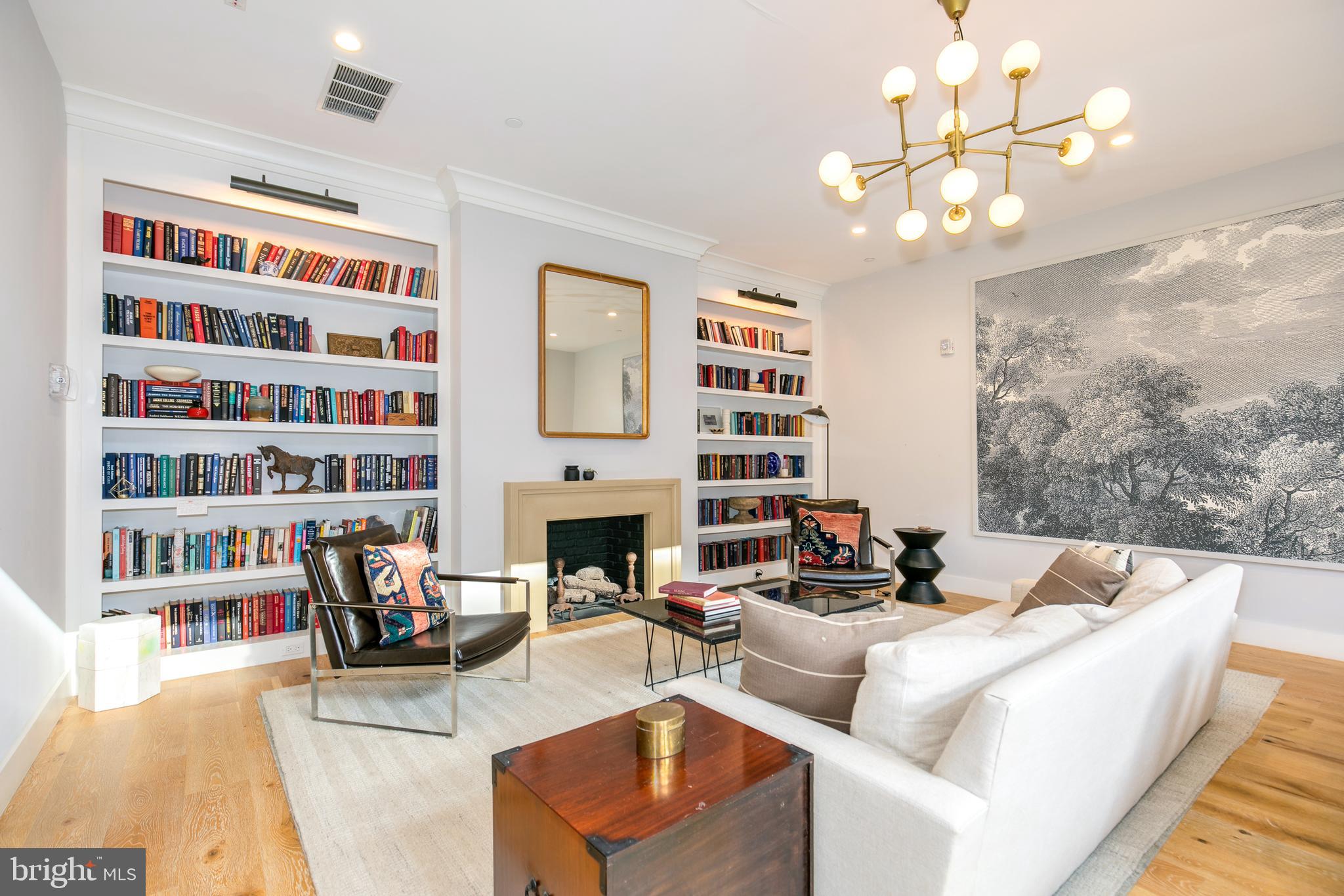 1324 E STREET SE Unit: 108