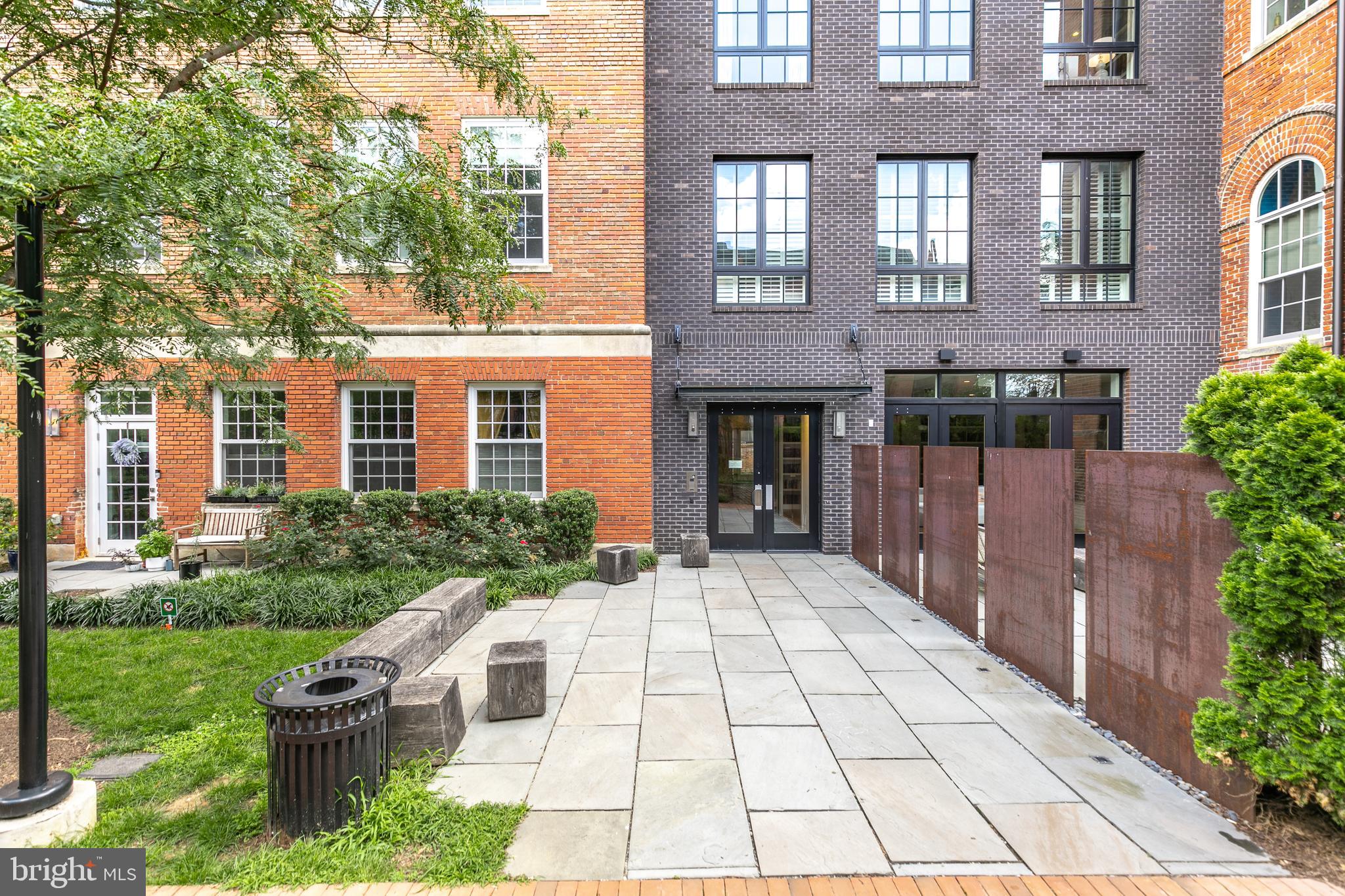 1324 E STREET SE Unit: 108