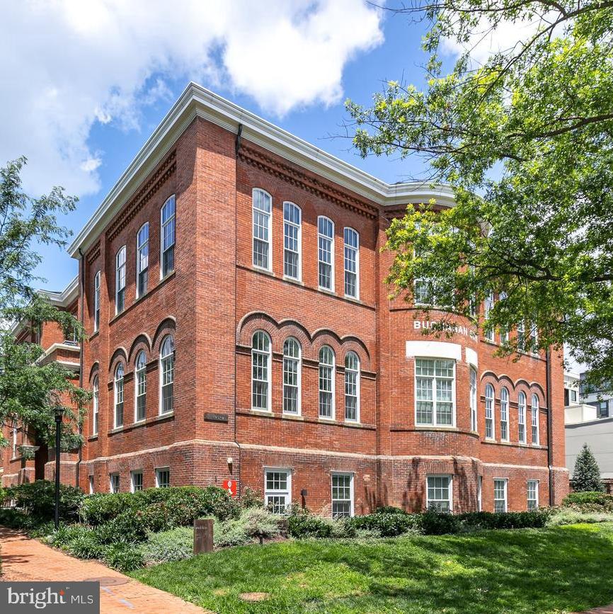1324 E STREET SE Unit: 108
