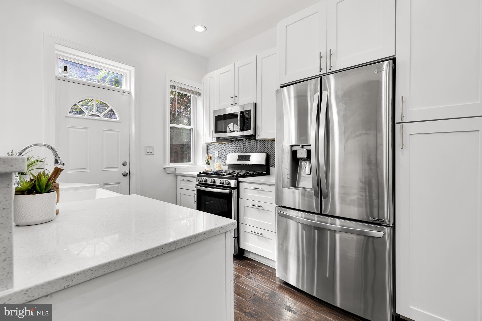 34 U STREET NW