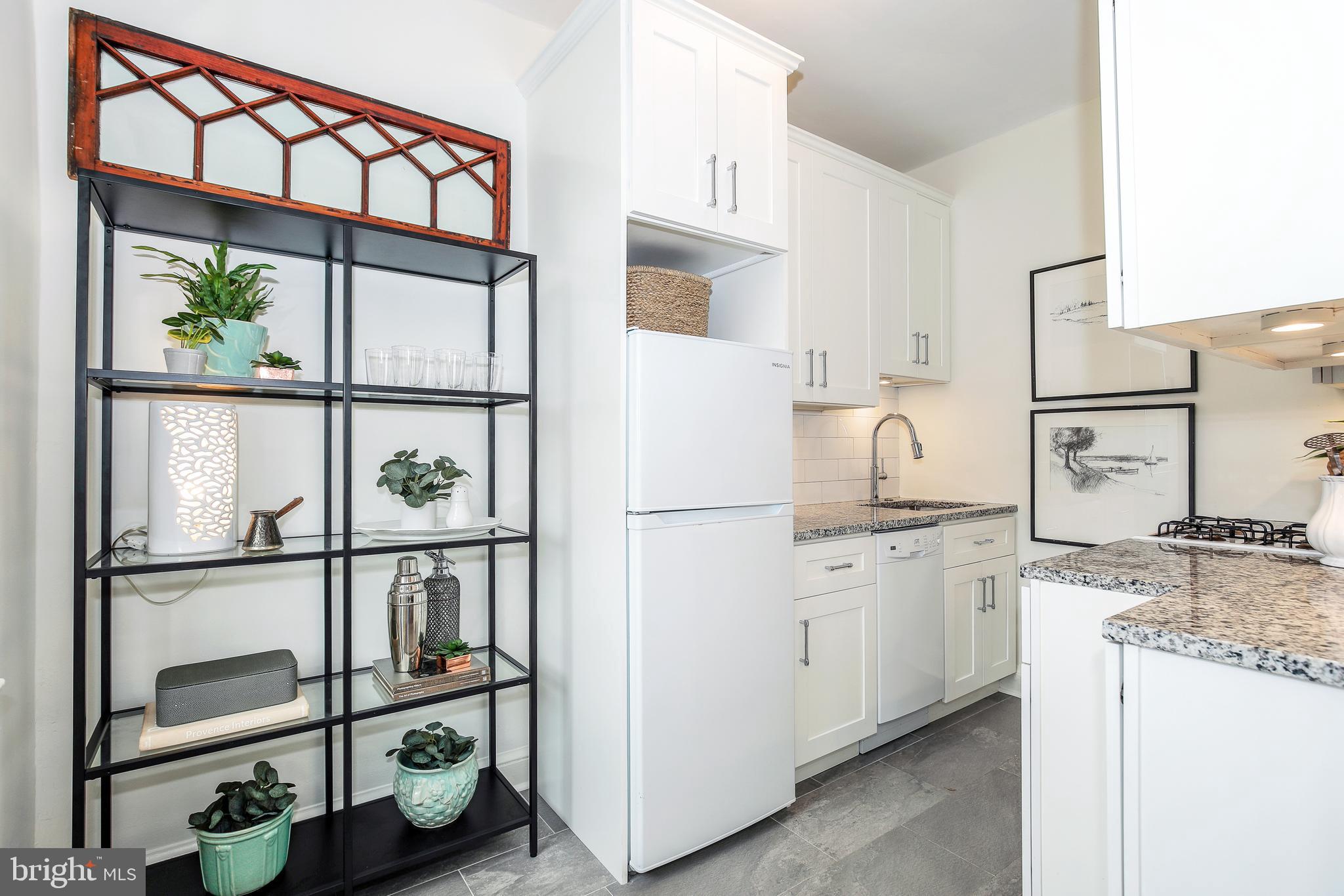 414 Seward Square SE Unit: 402