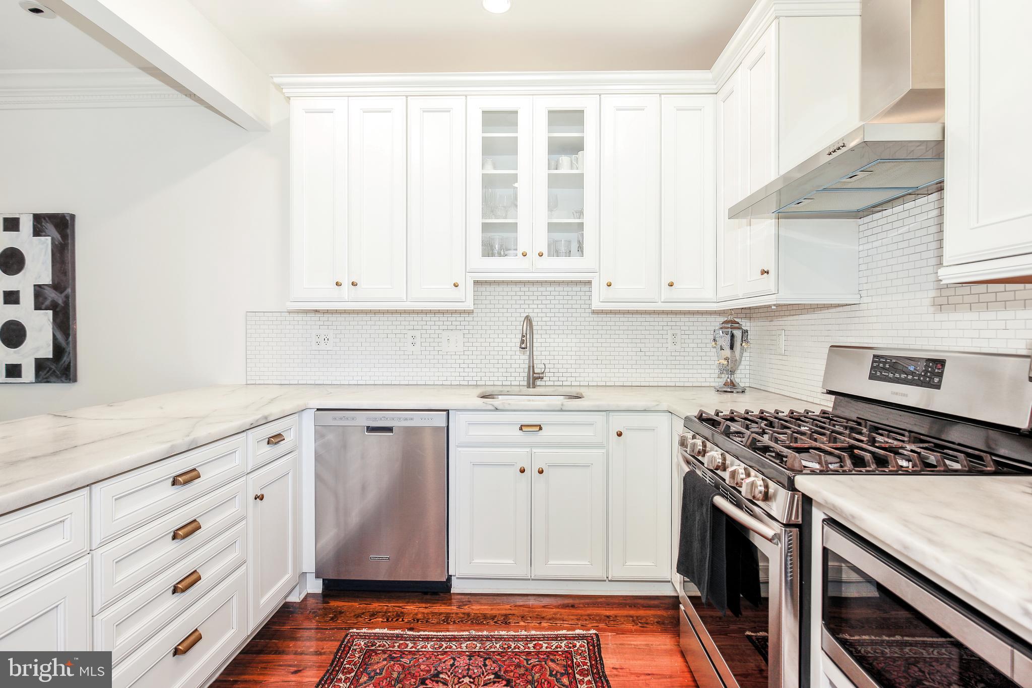 422 Independence Ave SE