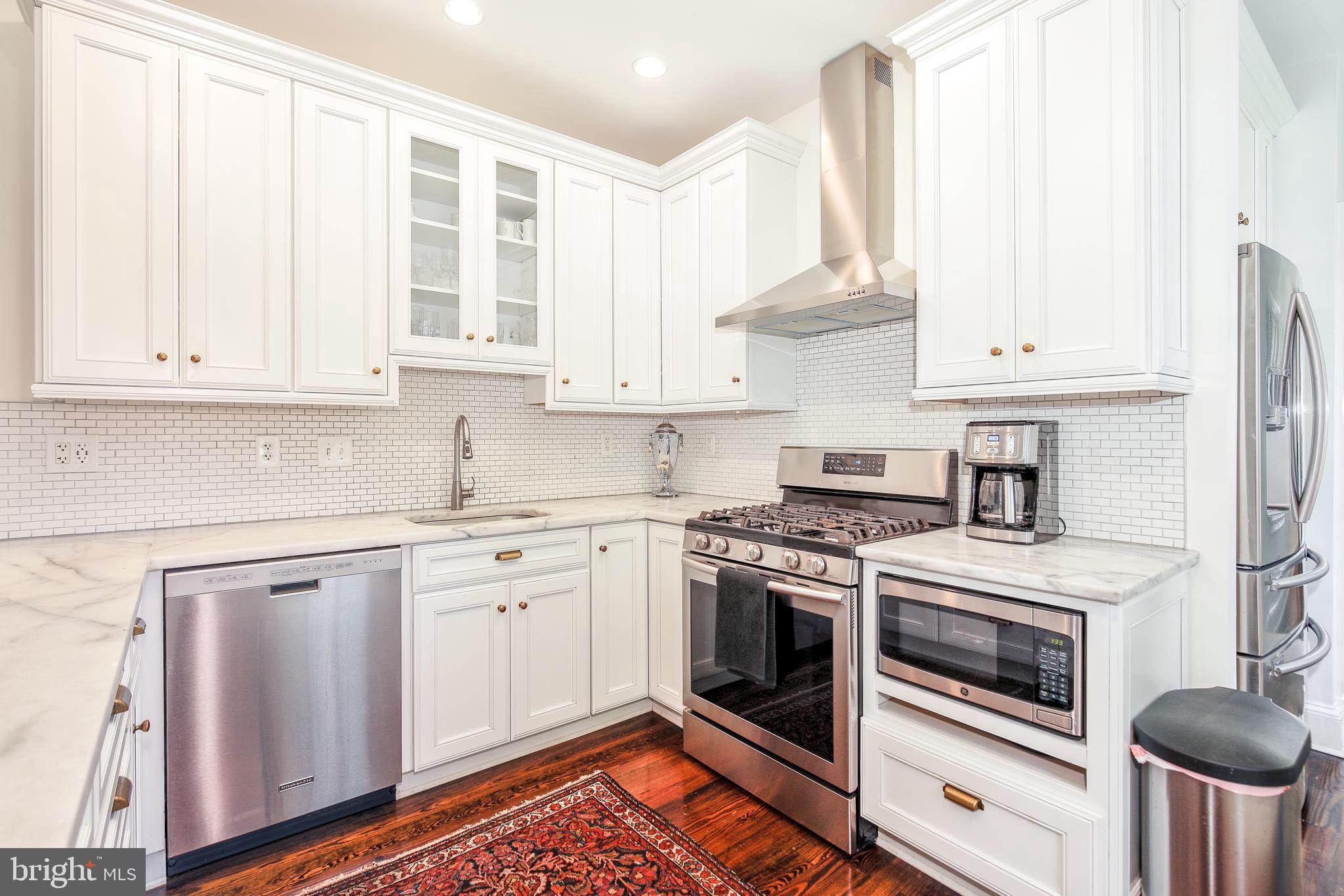 422 Independence Ave SE