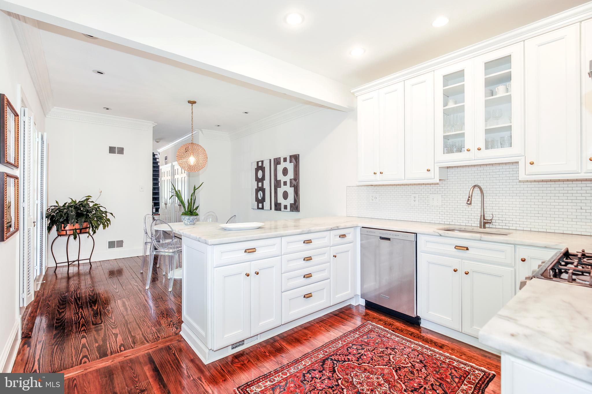 422 Independence Ave SE