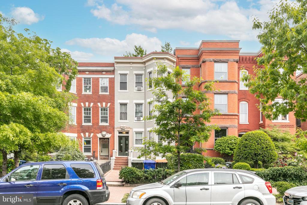 309 Maryland Ave NE