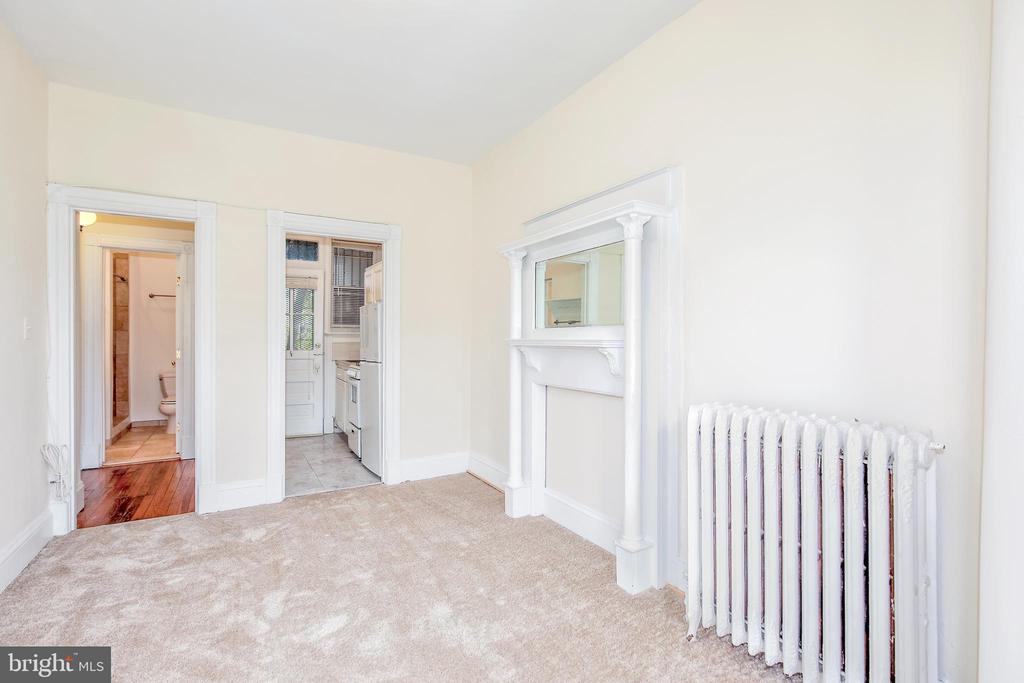 309 Maryland Ave NE