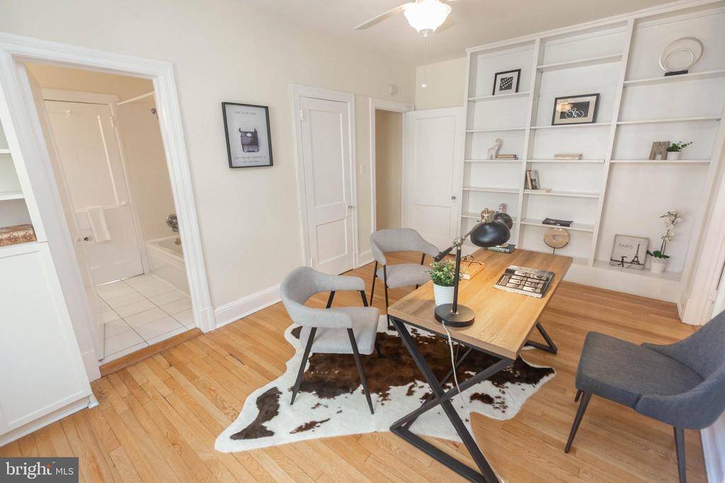 1954 Columbia Rd NW #410