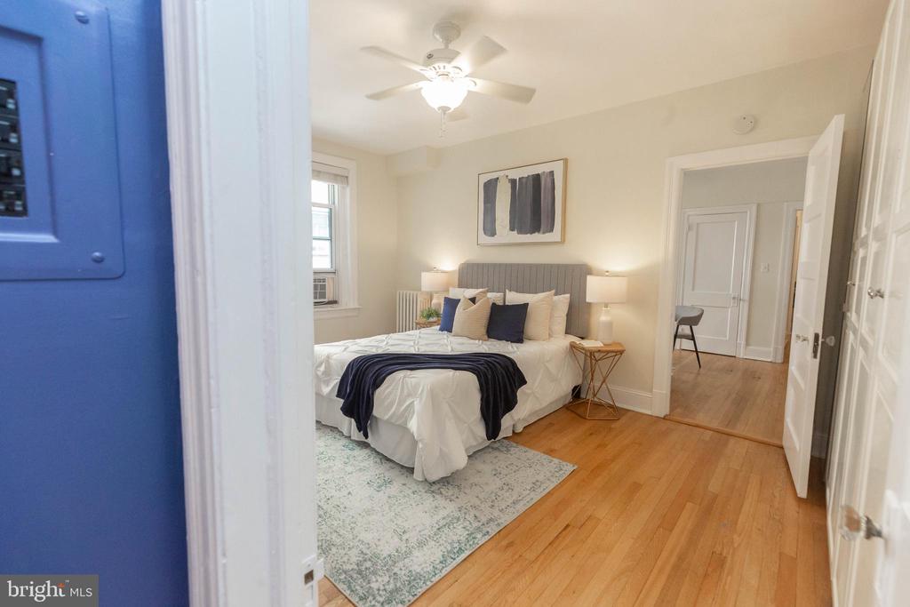 1954 Columbia Rd NW #410