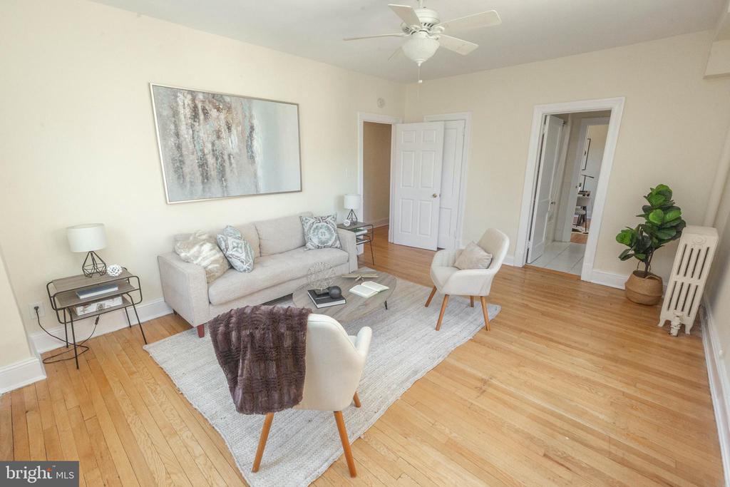 1954 Columbia Rd NW #410