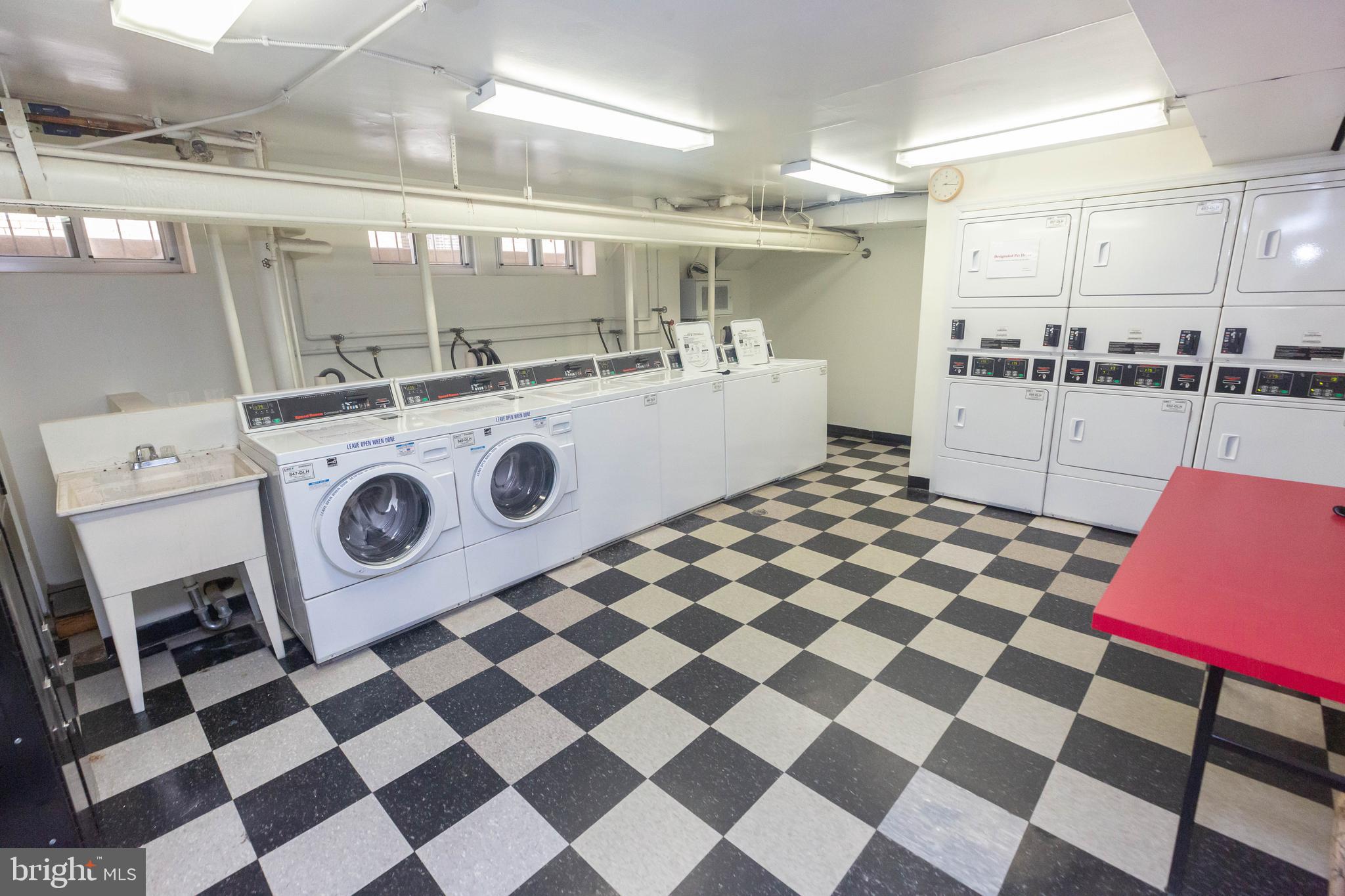 1954 Columbia Rd NW #410