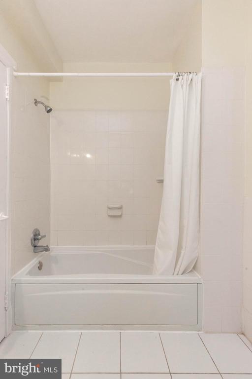 1954 Columbia Rd NW #410