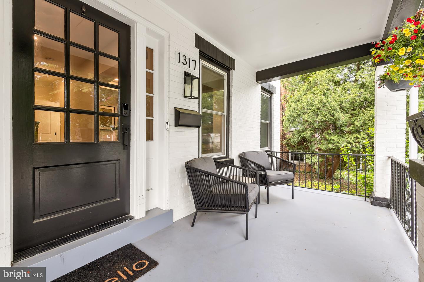 1317 Taylor St NE