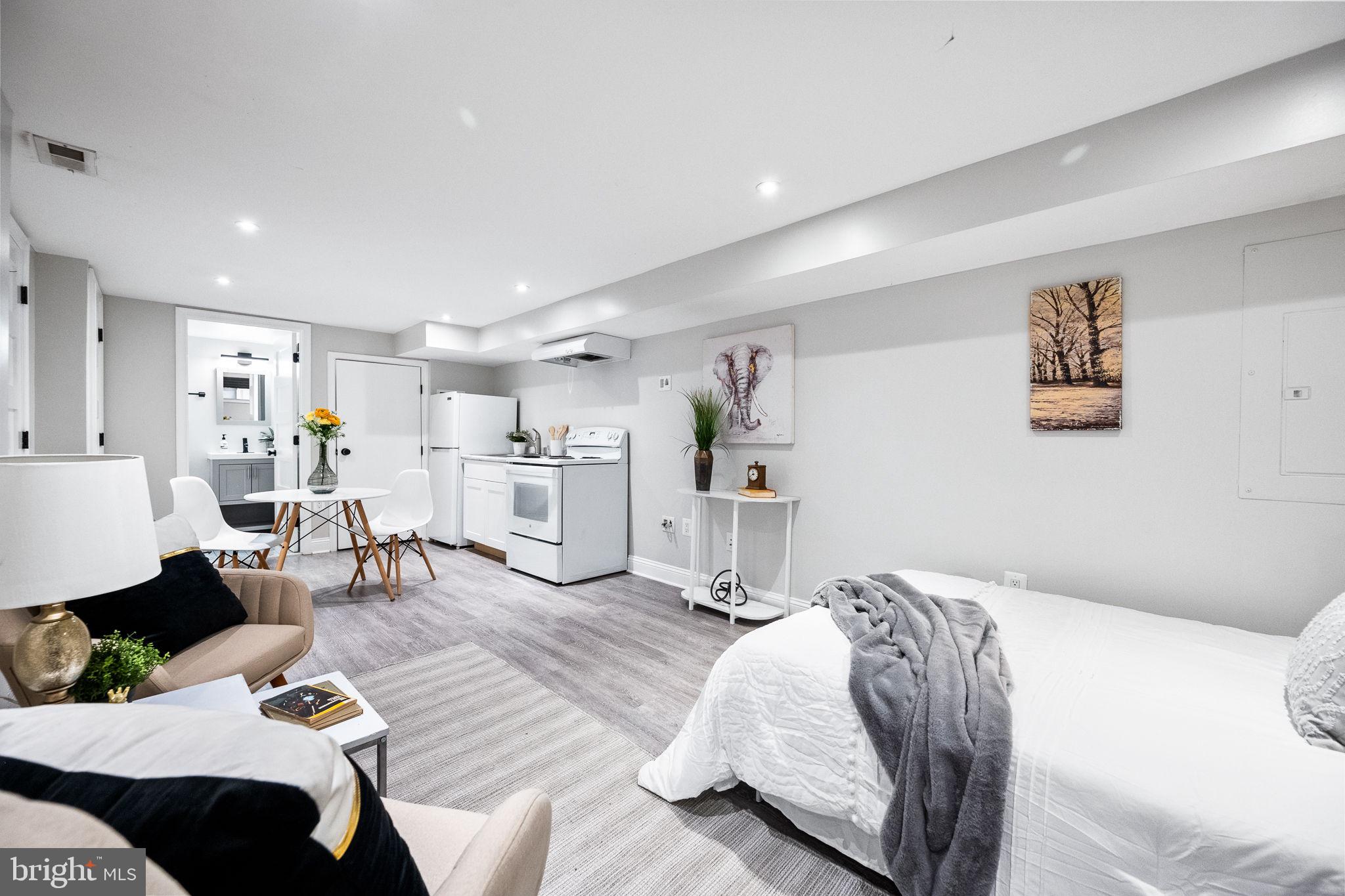 1323 Talbert Ter SE
