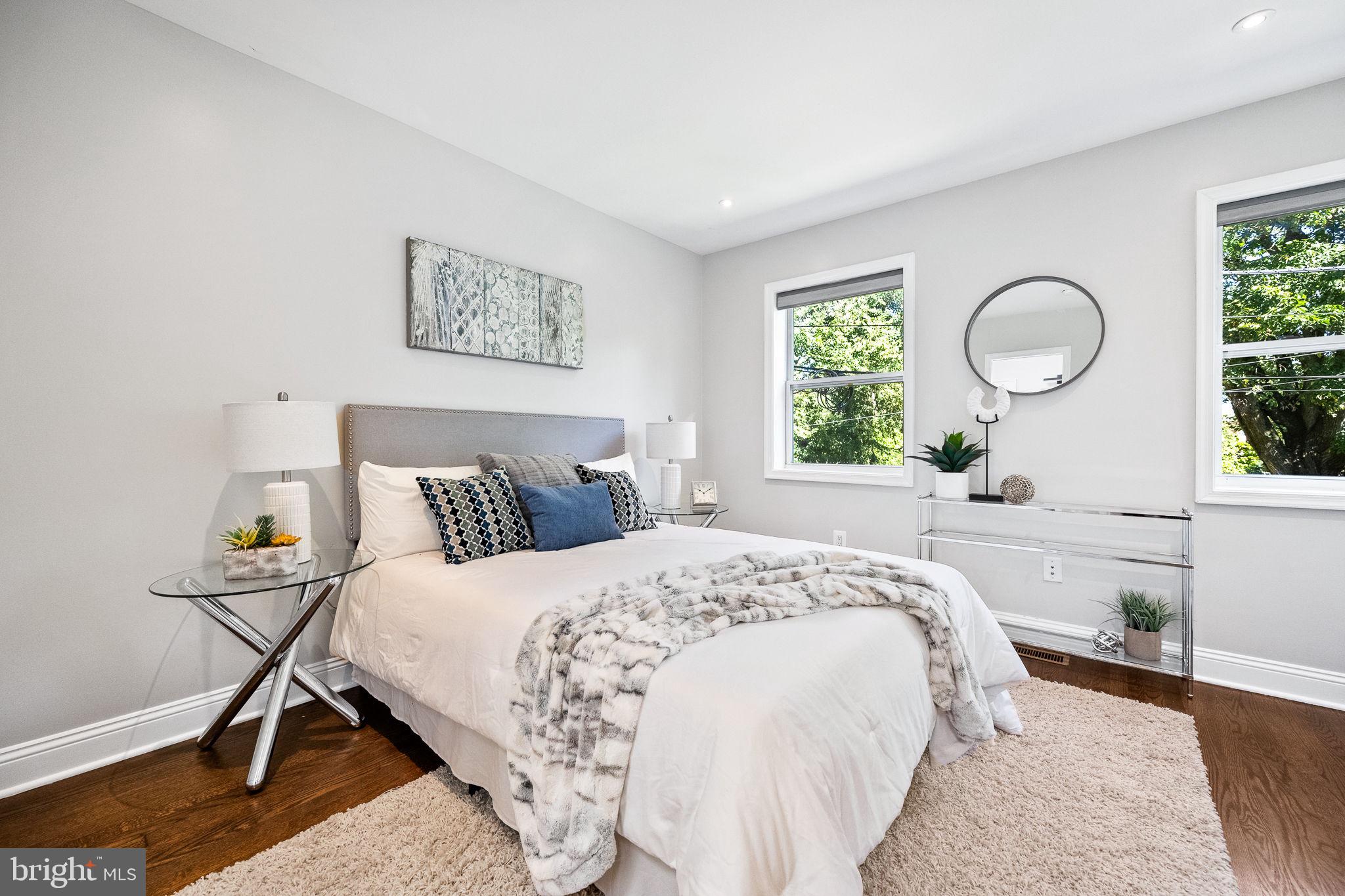 1323 Talbert Ter SE