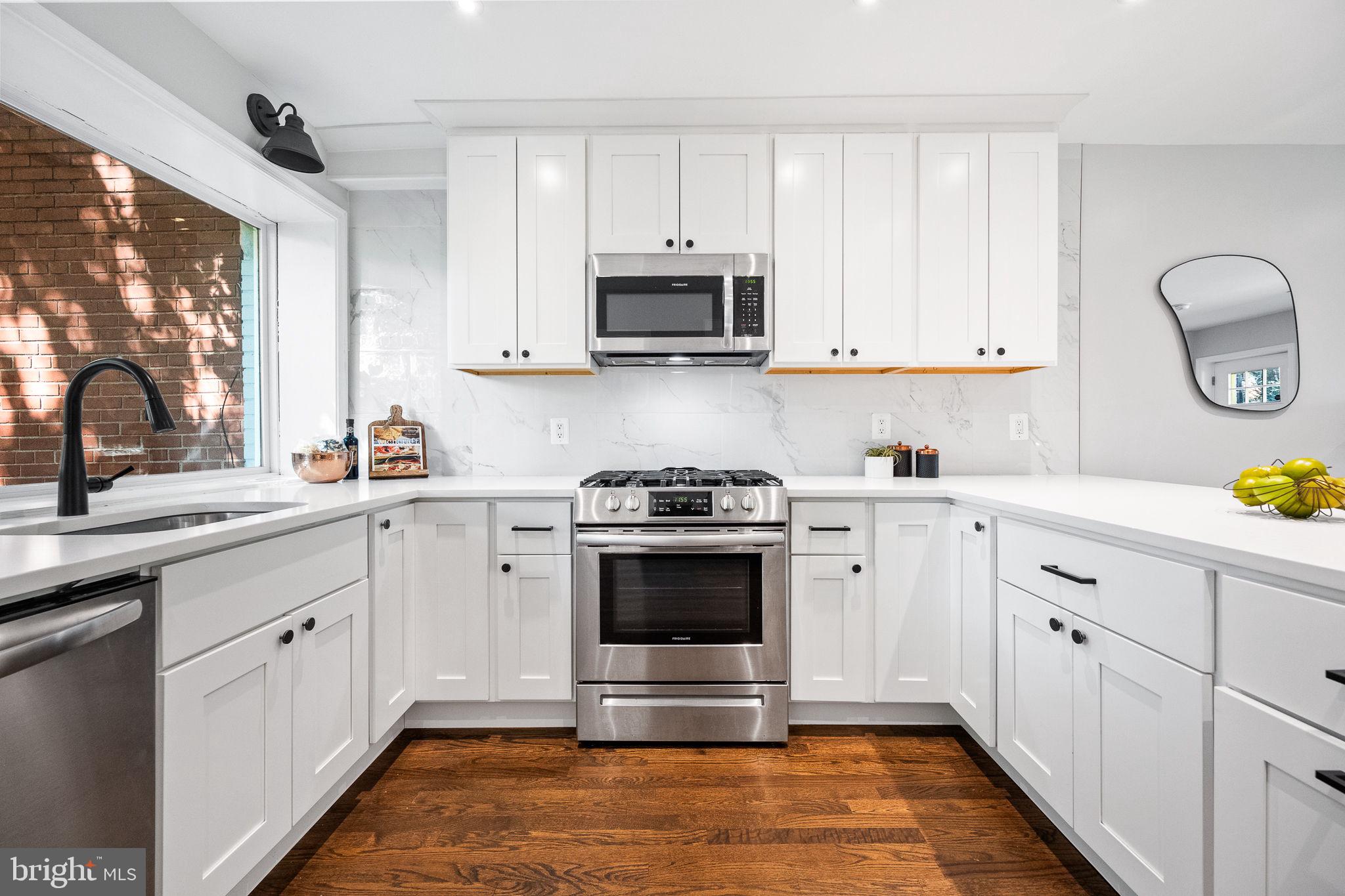1323 Talbert Ter SE