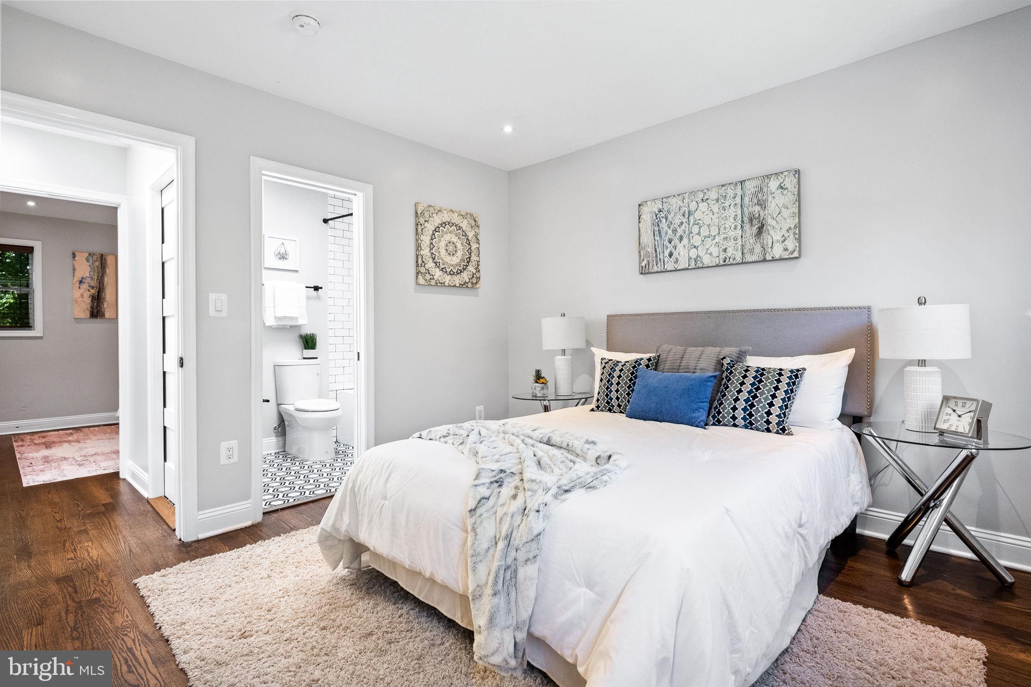 1323 Talbert Ter SE