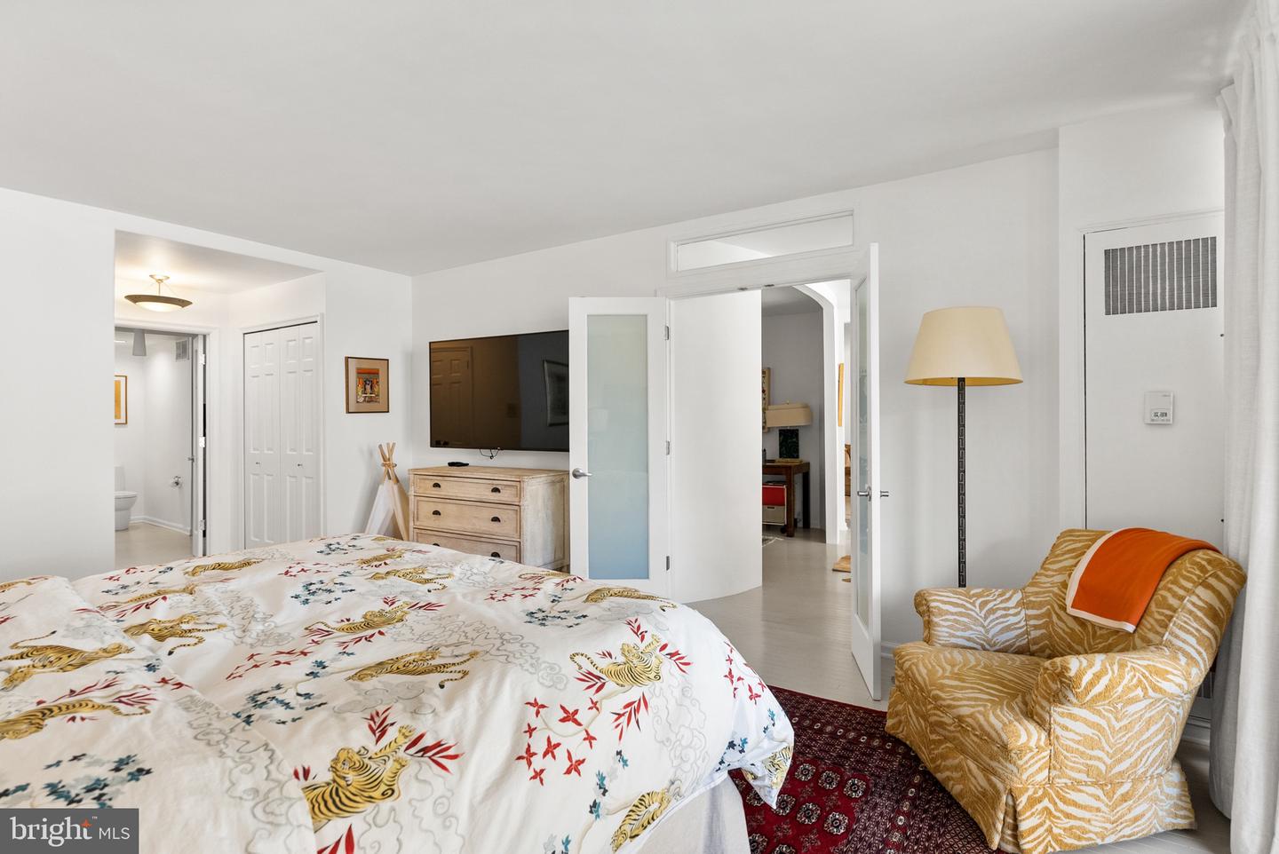 700 New Hampshire Ave NW #416
