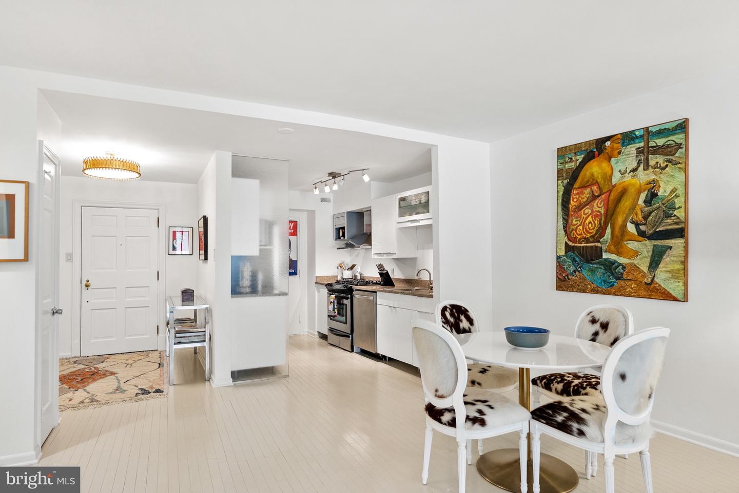 700 New Hampshire Ave NW #416